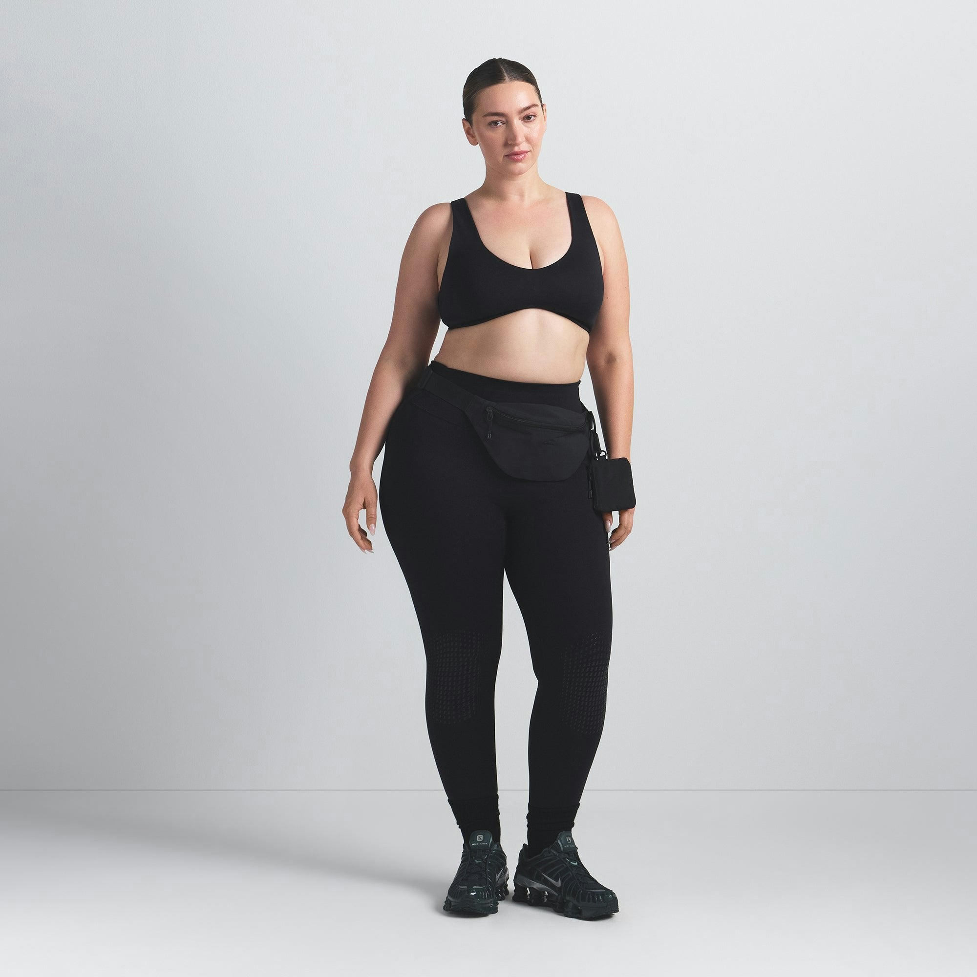 Skims Nikeskims Matte Shaping Scoop Bra Obsidian