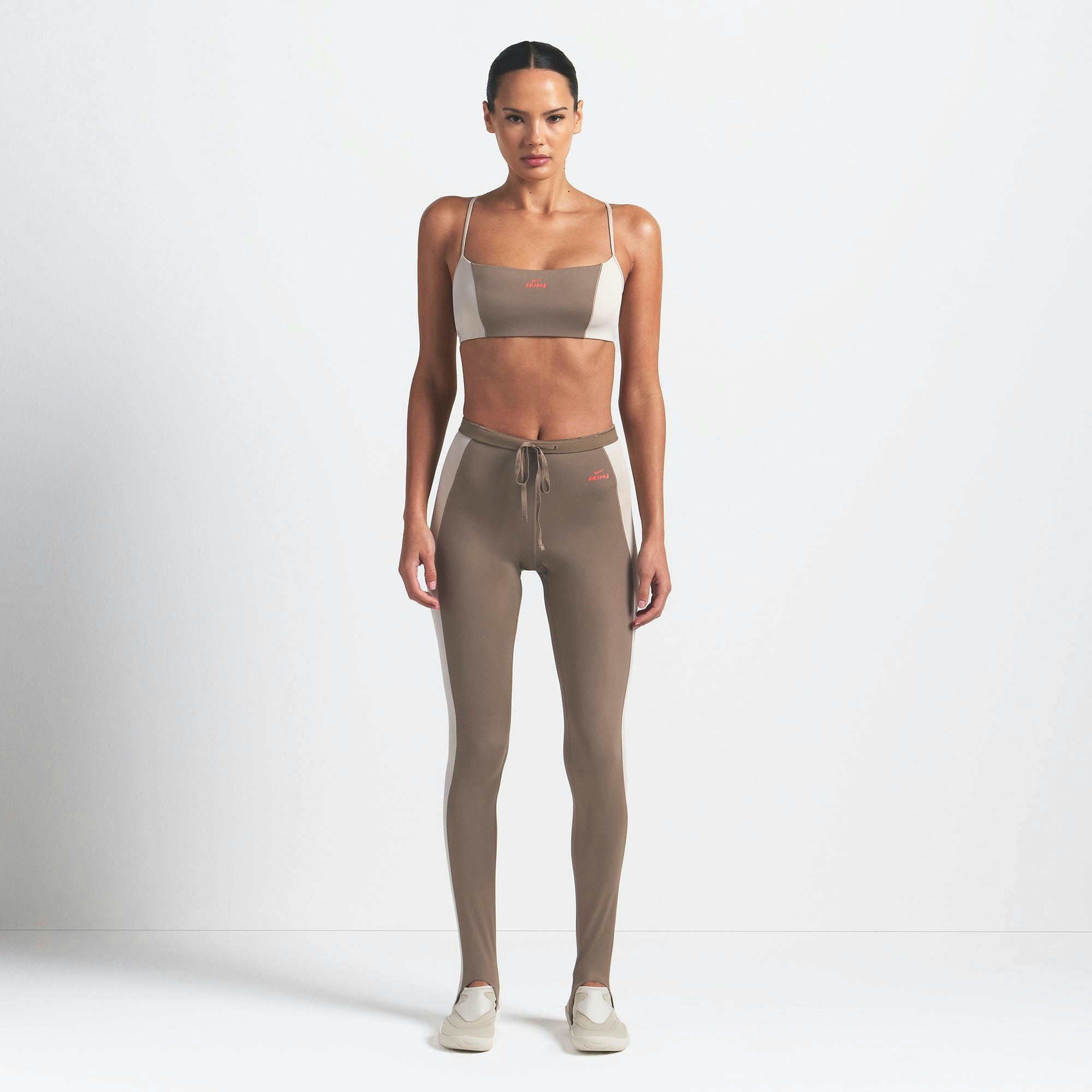 Skims Nikeskims Shine Micro Scoop Bra Truffle And Stone