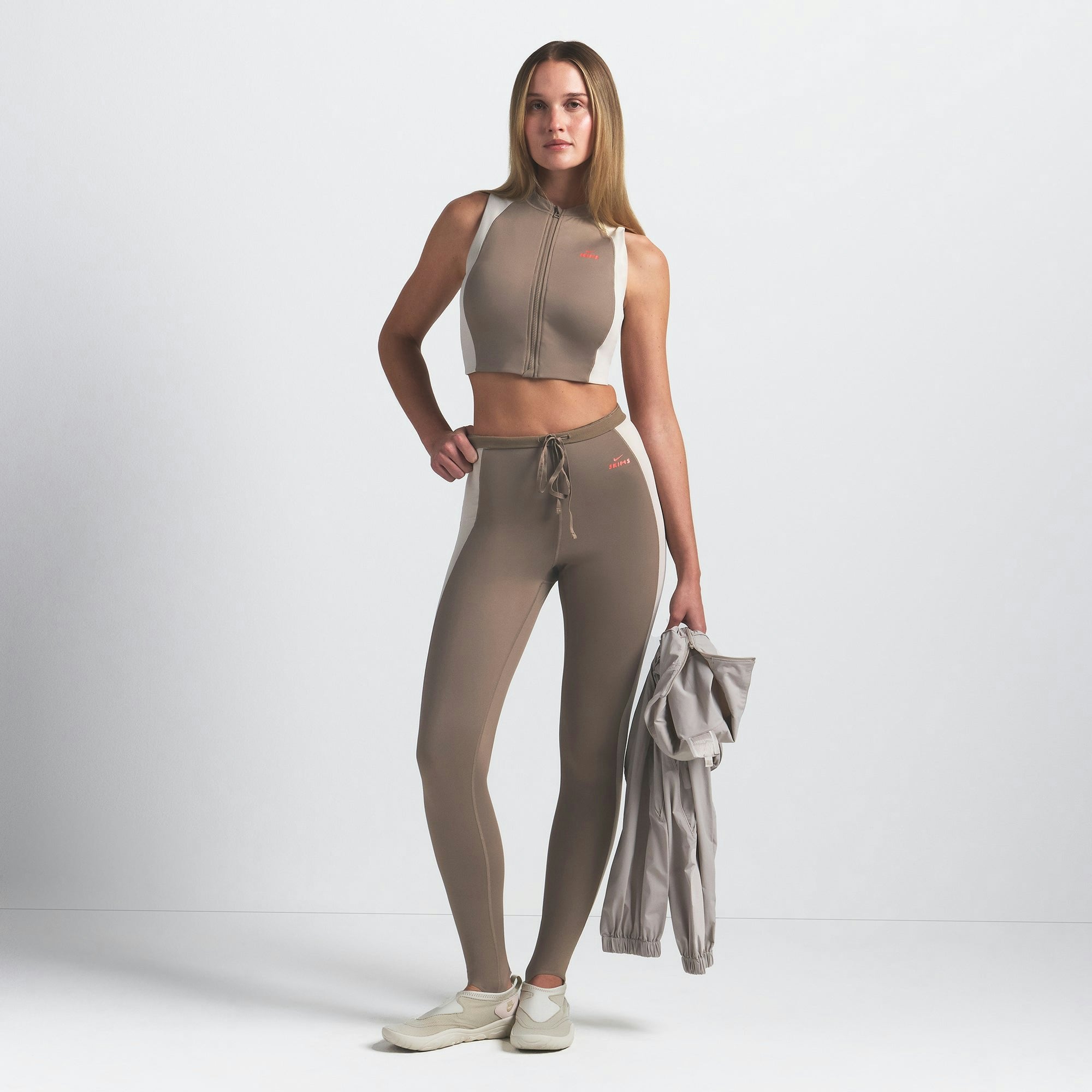 Skims Nikeskims Shine Front Zip Bra Truffle And Stone