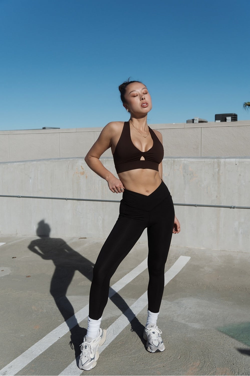 Fabletics Oasis Twist Medium Impact Sports Bra