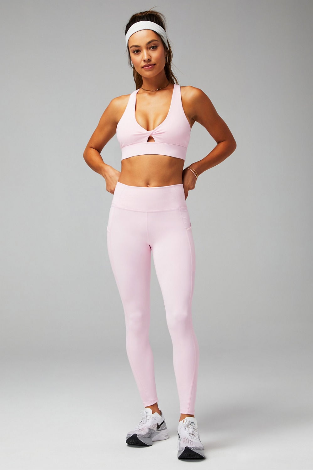 Fabletics Oasis Twist Medium Impact Sports Bra