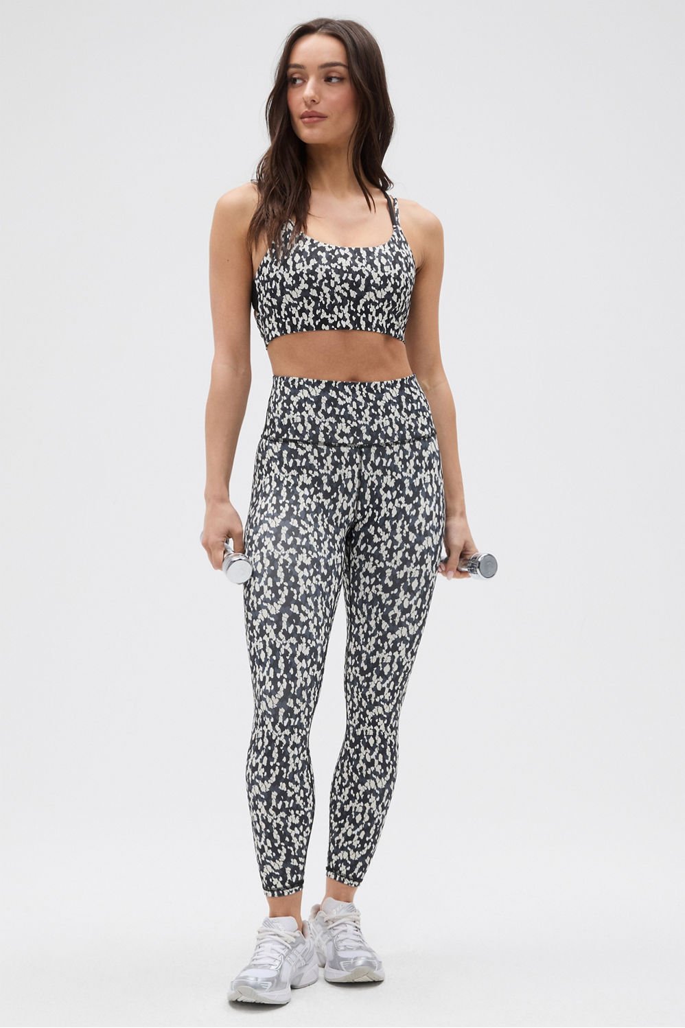 #color_black-textural-dots/black