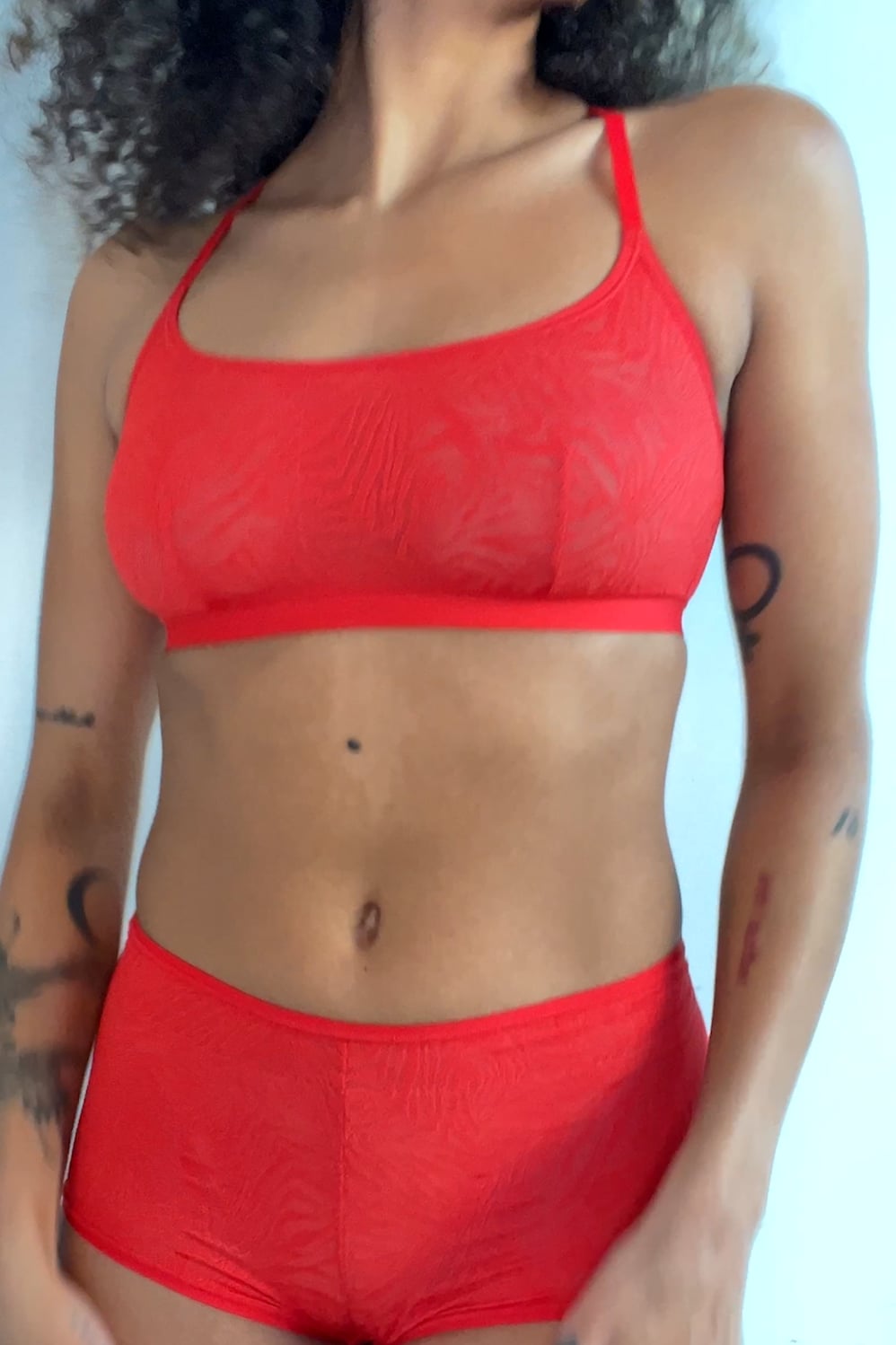 Fabletics Hot Mesh Scoop Bralette