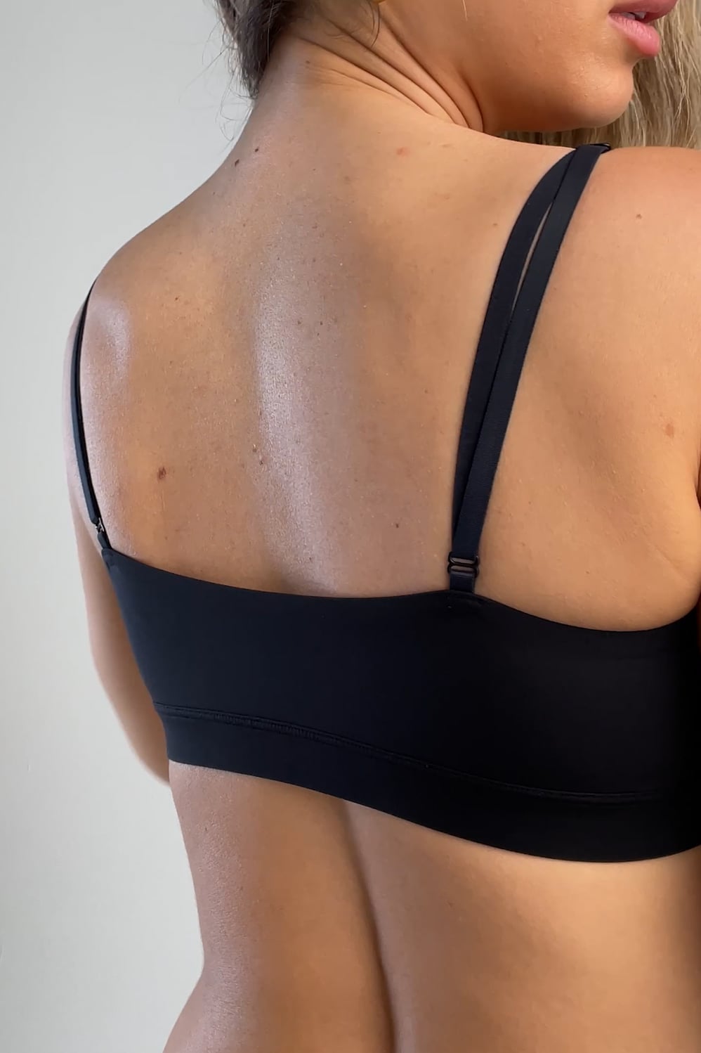 Fabletics Stretchy Fit Scoop Bralette