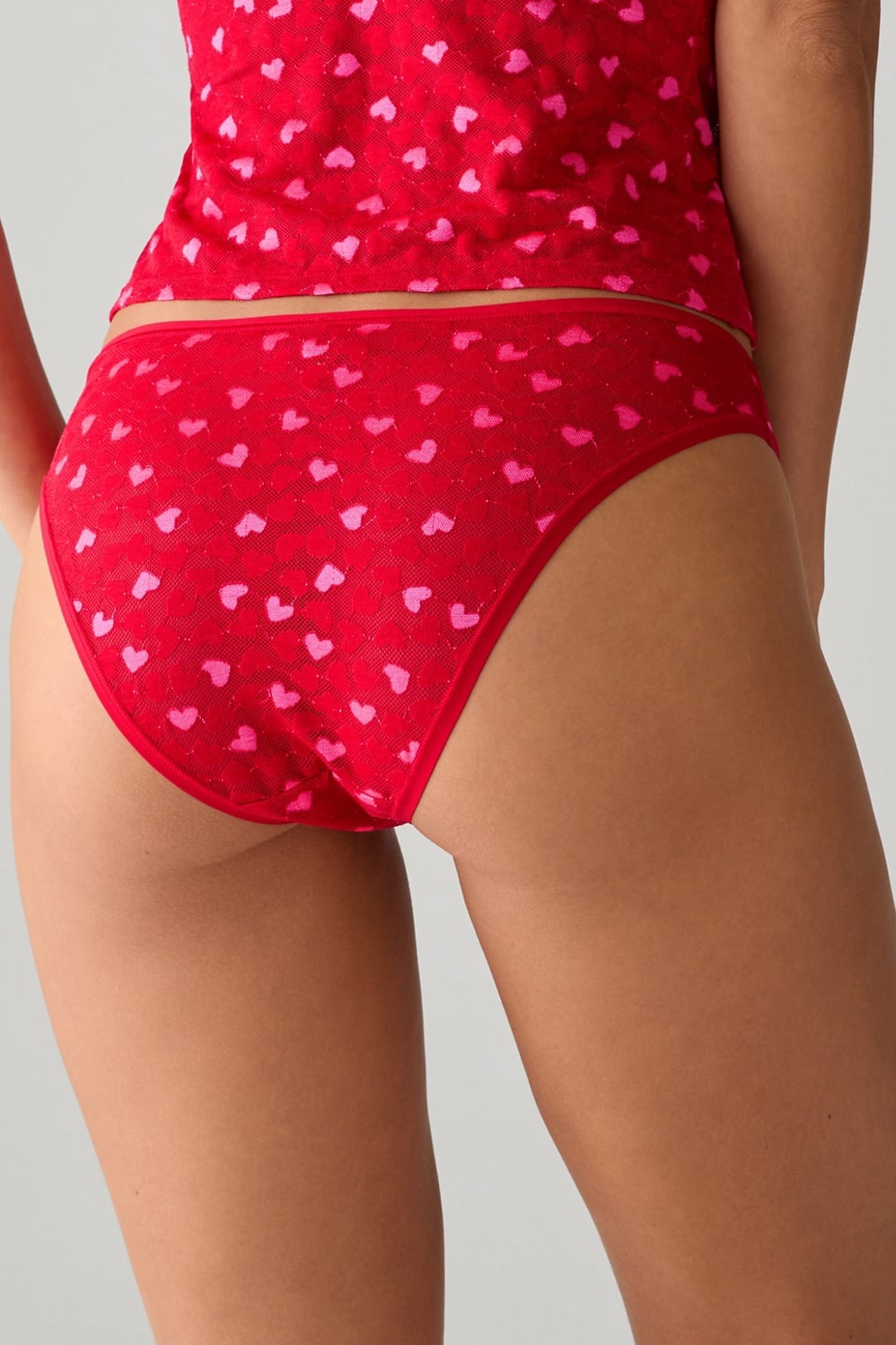 #color_drop-red-gorg/make-me-scream-pink-heart