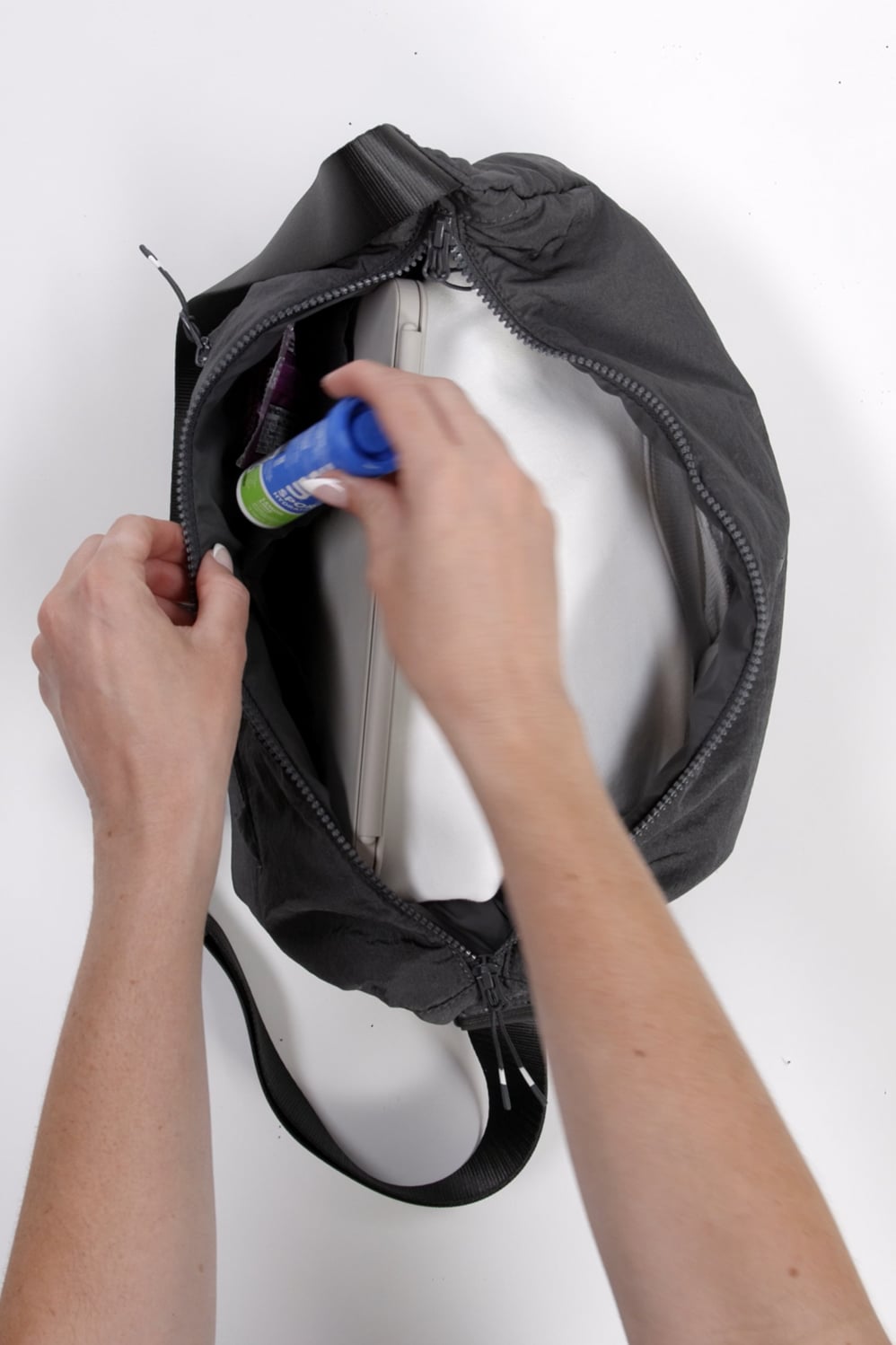 Fabletics The Large Sling Bag Crinkle
