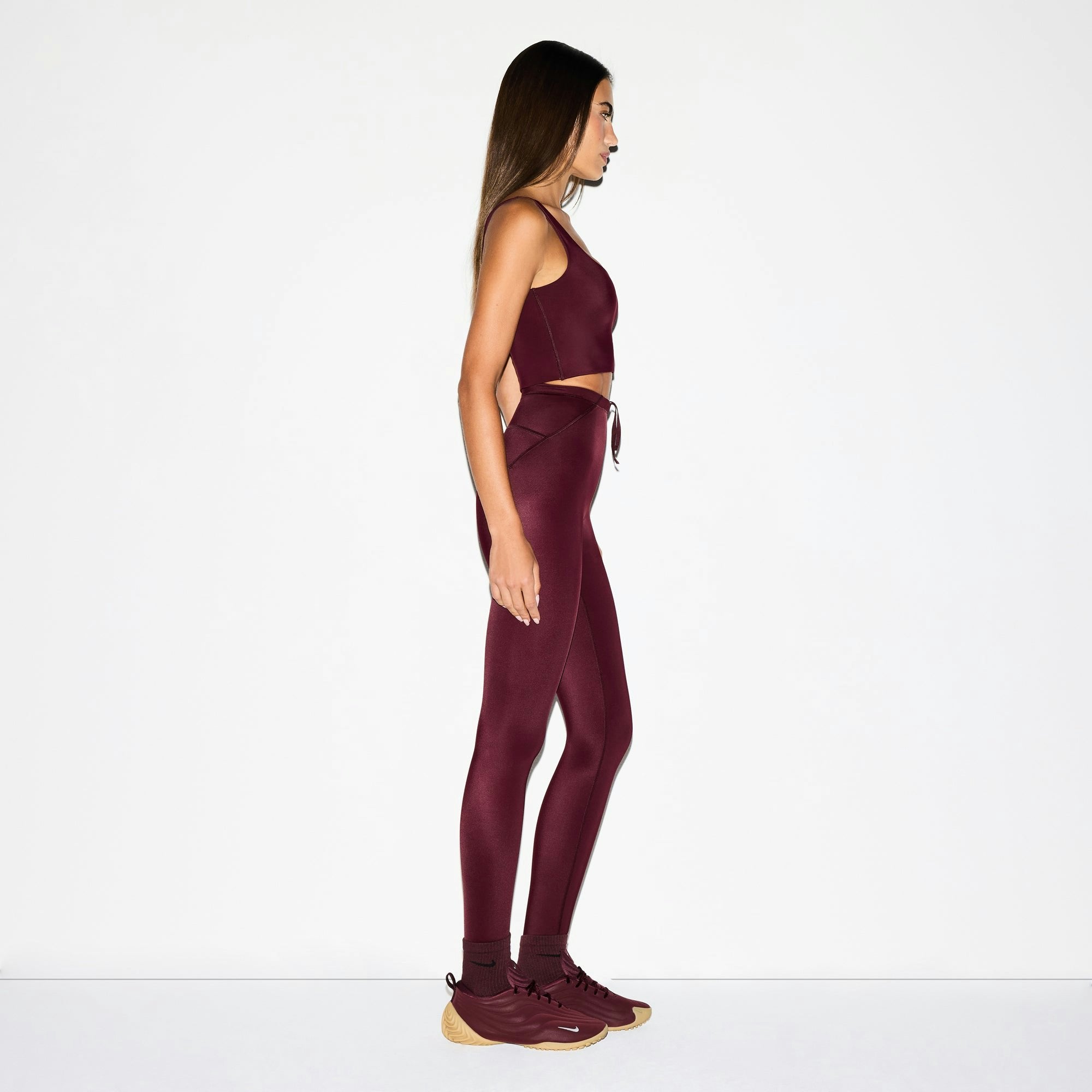 Skims Nikeskims Shine Drawcord 26" Legging Currant