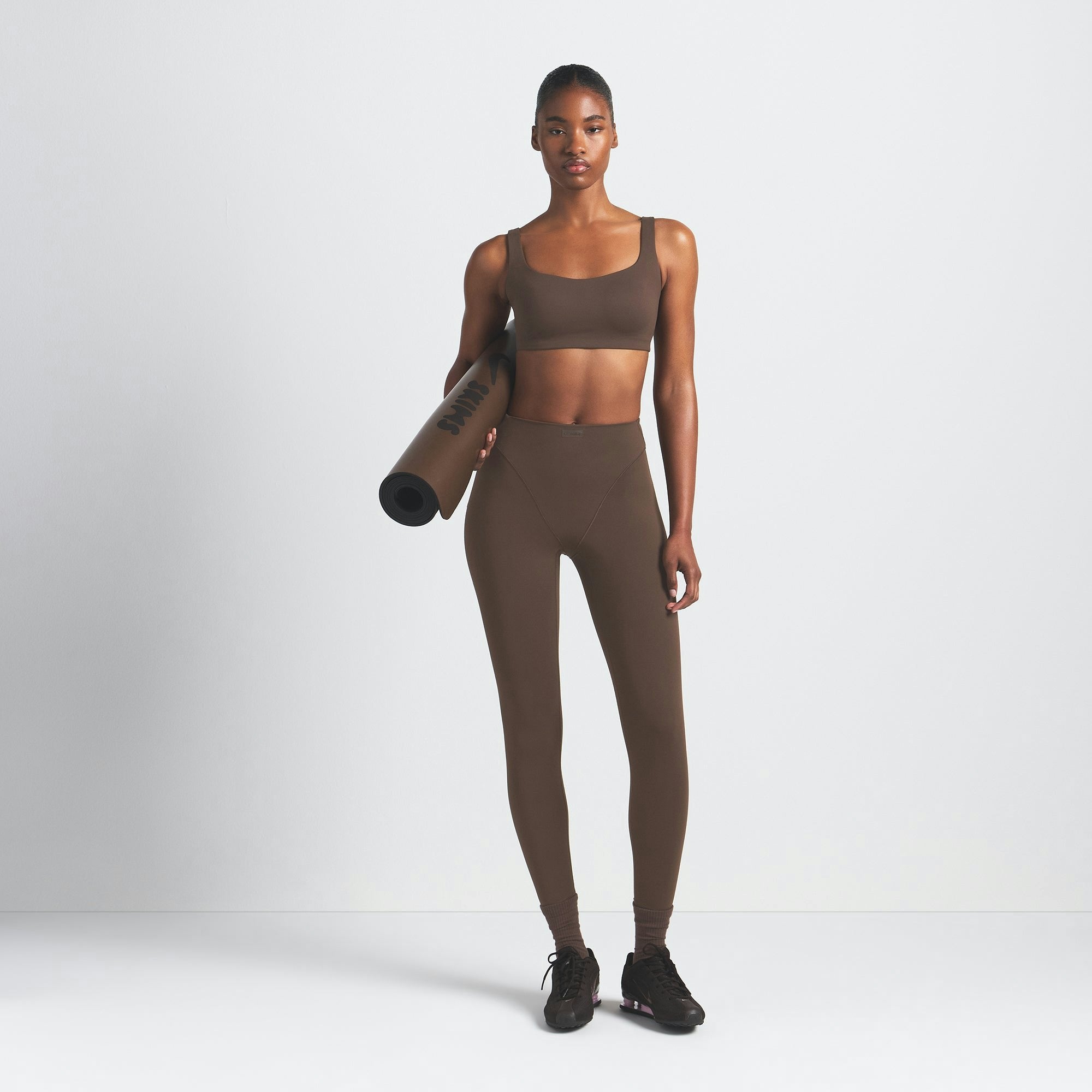 Skims Nikeskims Matte V-Line 26" Legging Dark Sepia