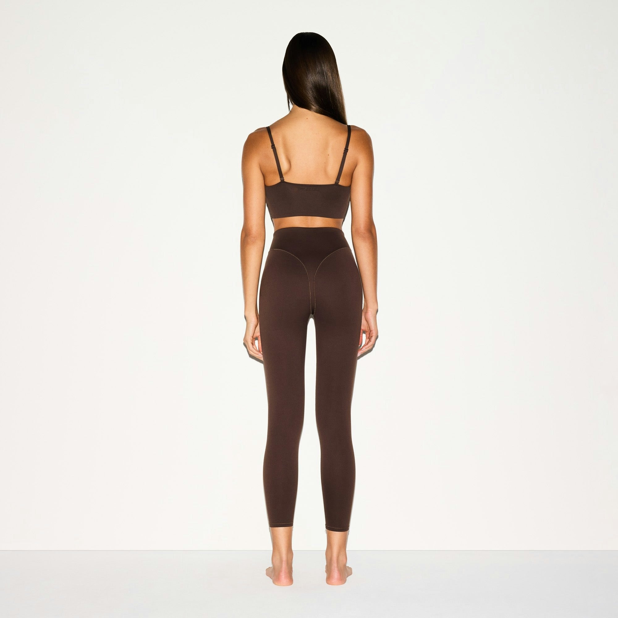 Skims Nikeskims Matte V-Line 26" Legging Dark Sepia