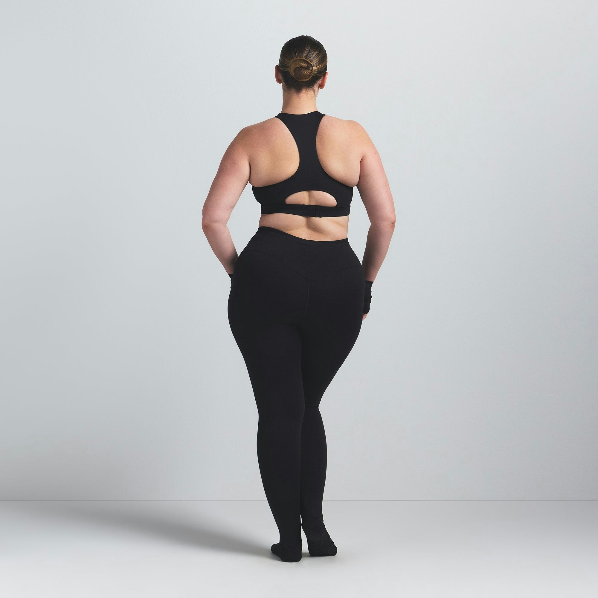 Skims Nikeskims Matte Footsie Grip Legging Obsidian