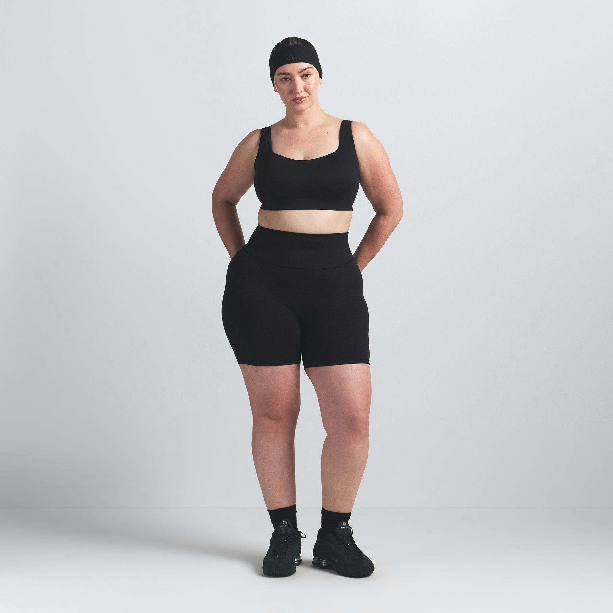 Skims Nikeskims Matte Scoop Neck Bra Obsidian