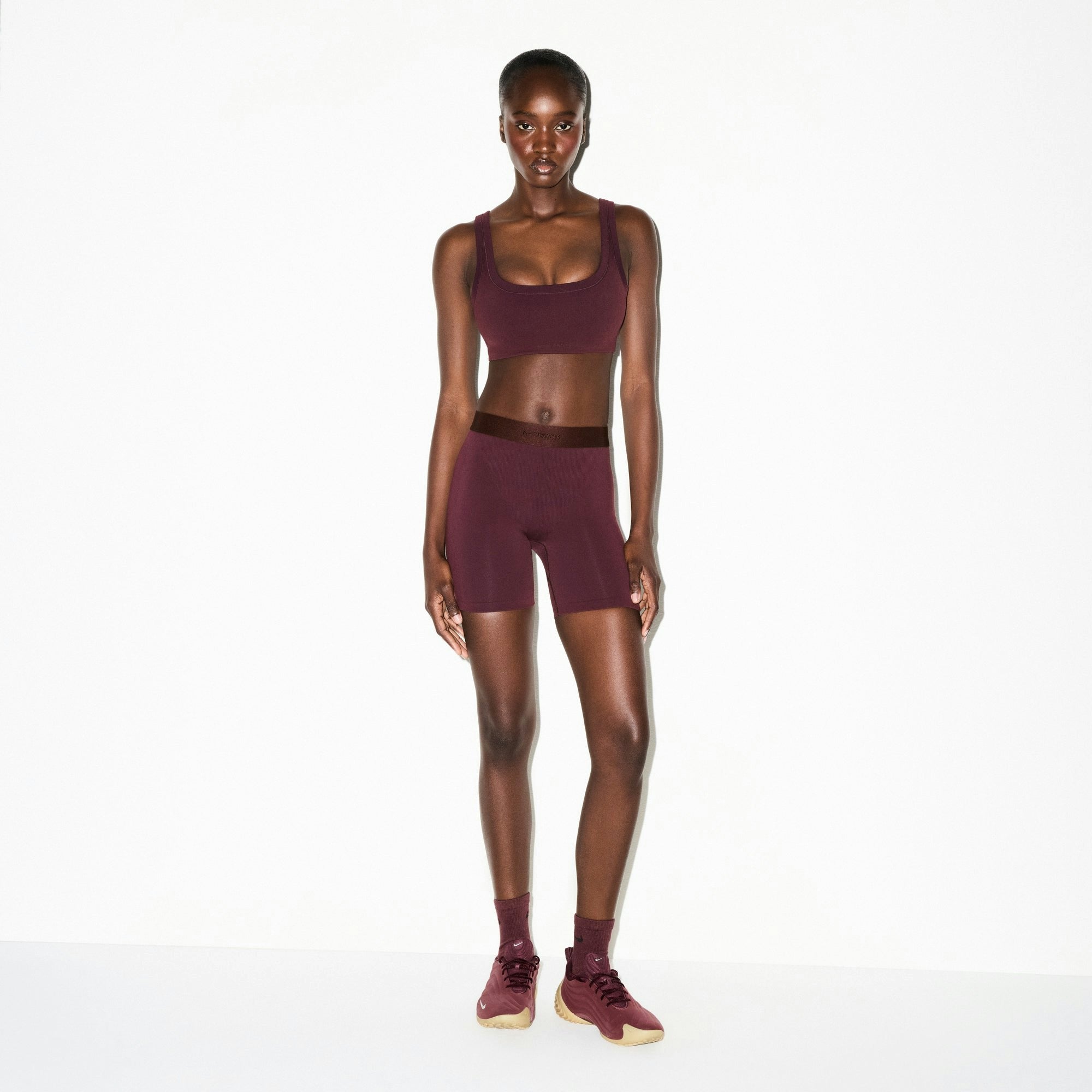 Skims Nikeskims Vintage Seamless Scoop Neck Bra Currant