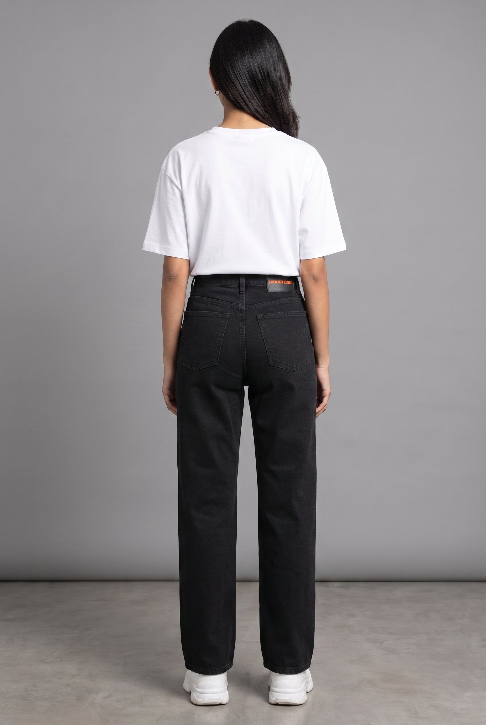 CLASSIC BLACK DENIM WOMEN'S JEANS