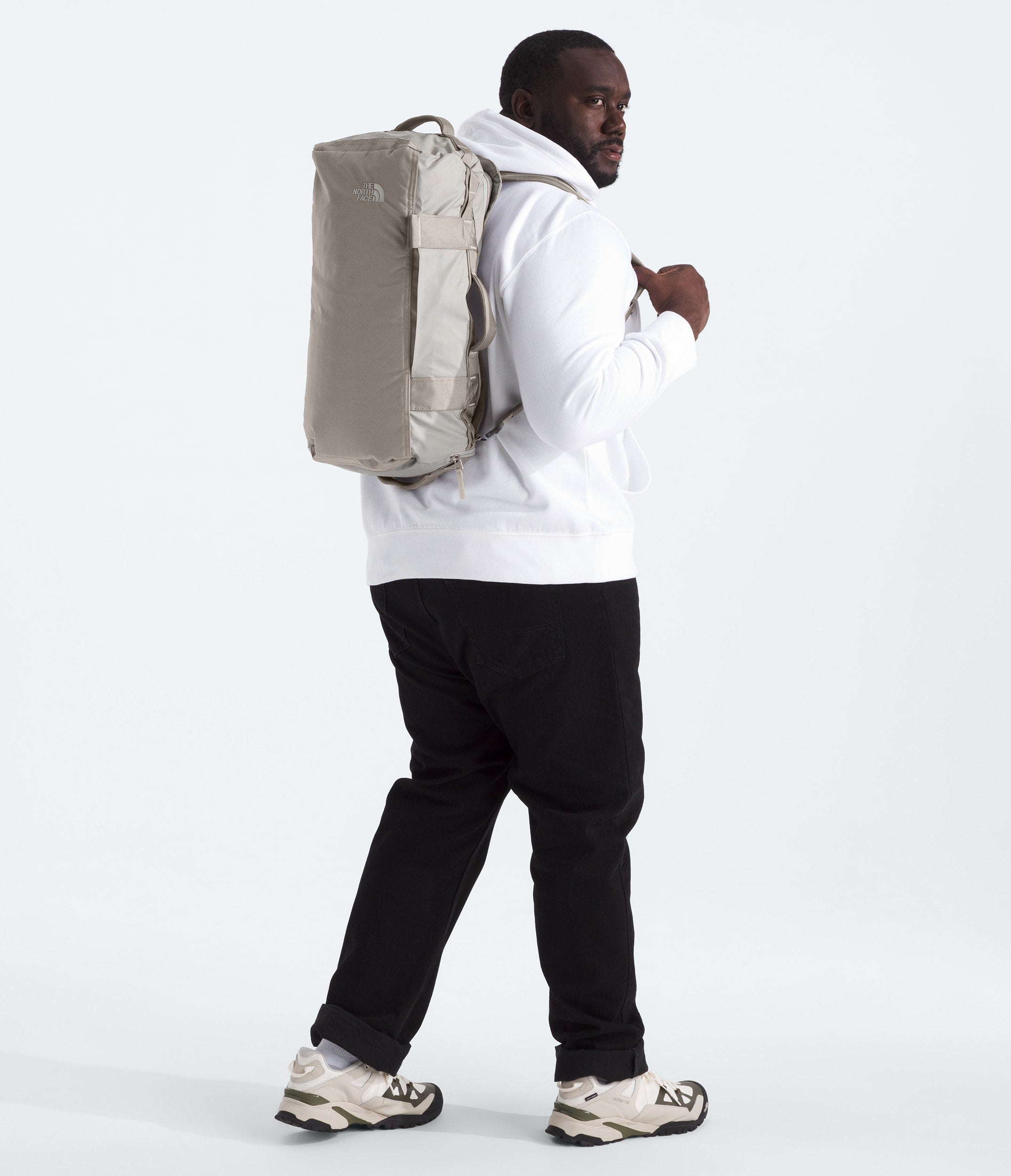 The North Face Base Camp™ Voyager Duffel—32L Soapstone