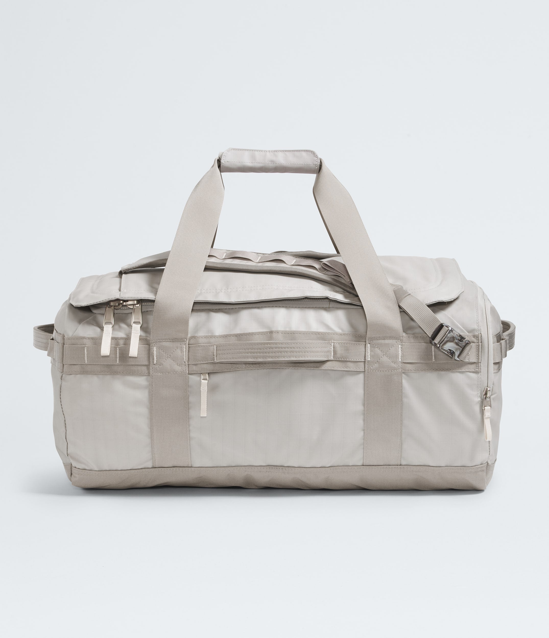 The North Face Base Camp™ Voyager Duffel—62L Soapstone