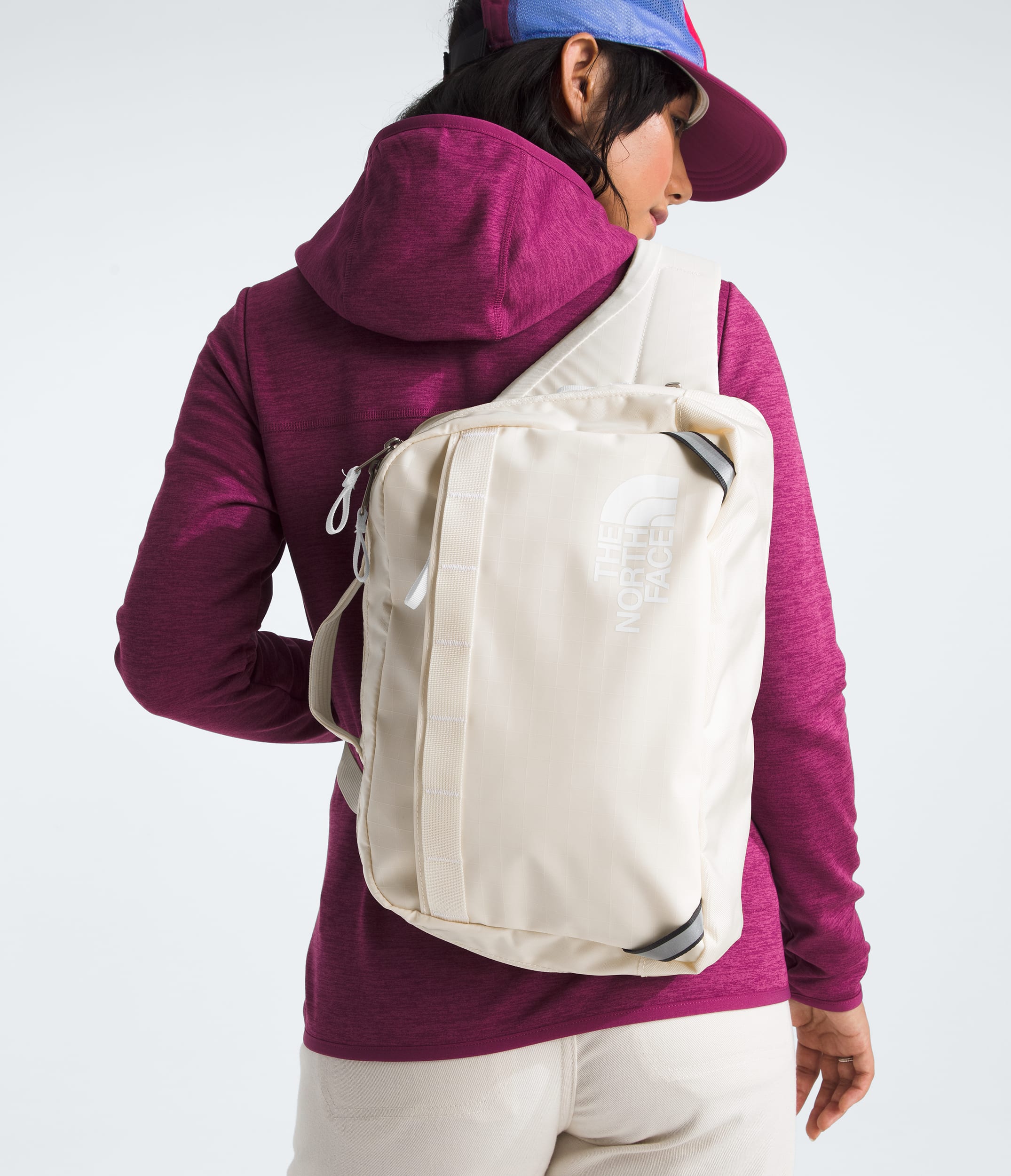 The North Face Base Camp™ Voyager Sling White Dune