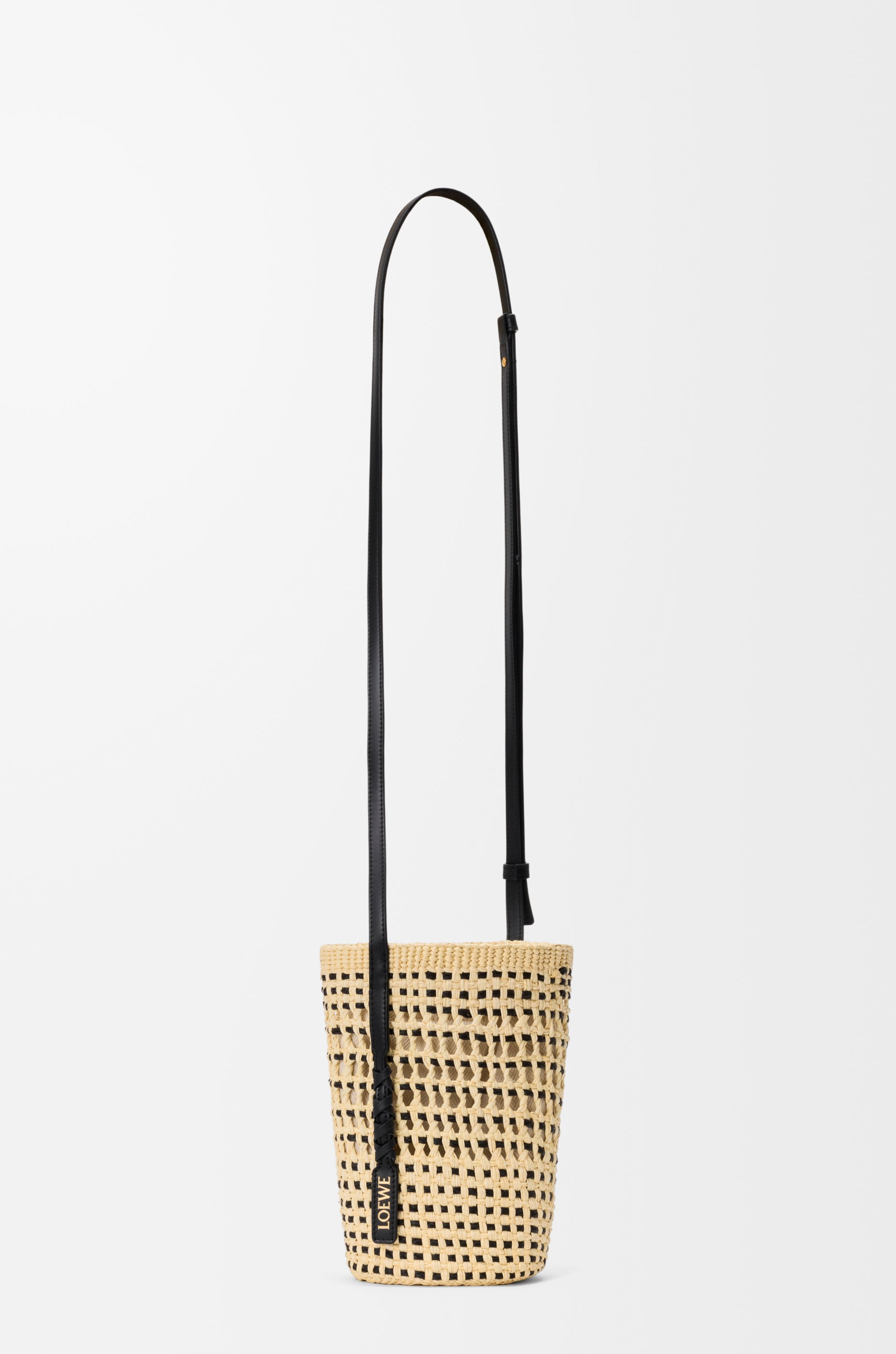 Loewe Braid pocket in iraca palm and calfskin