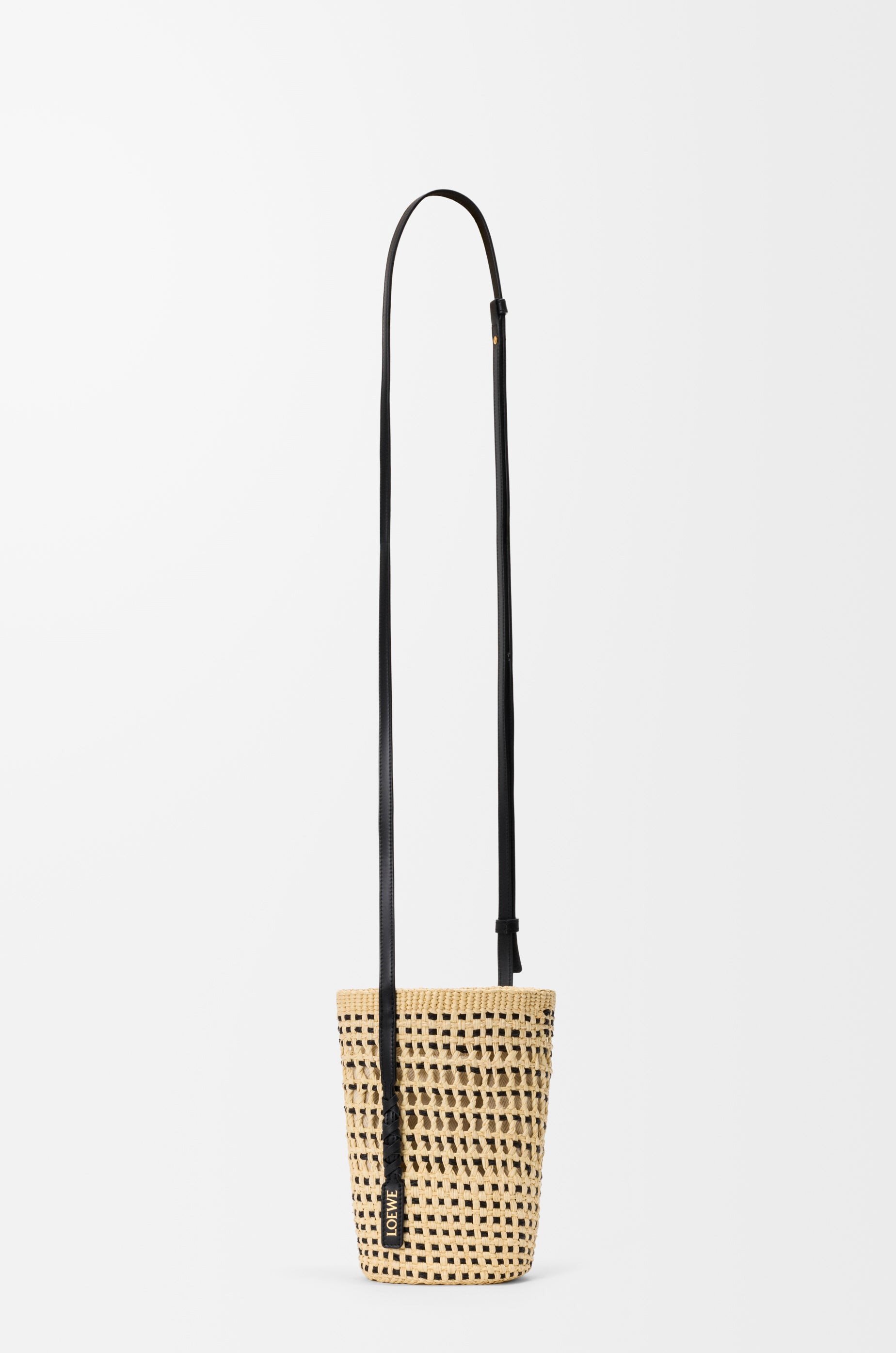 Loewe Braid pocket in iraca palm and calfskin