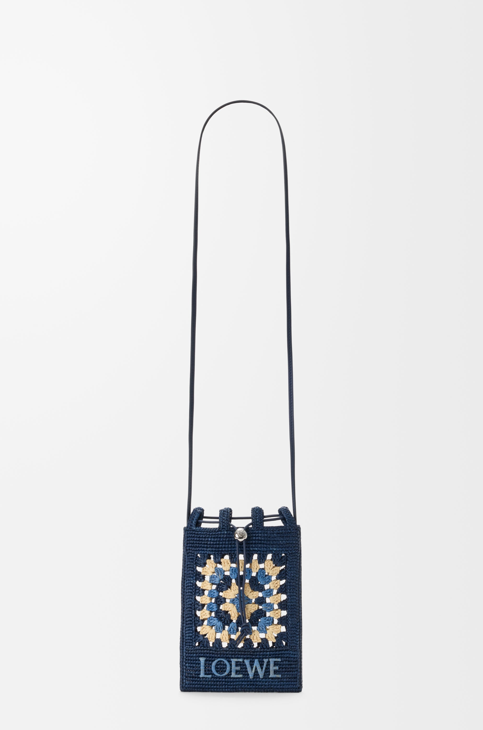 Loewe Drawstring pocket in classic calfskin and raffia