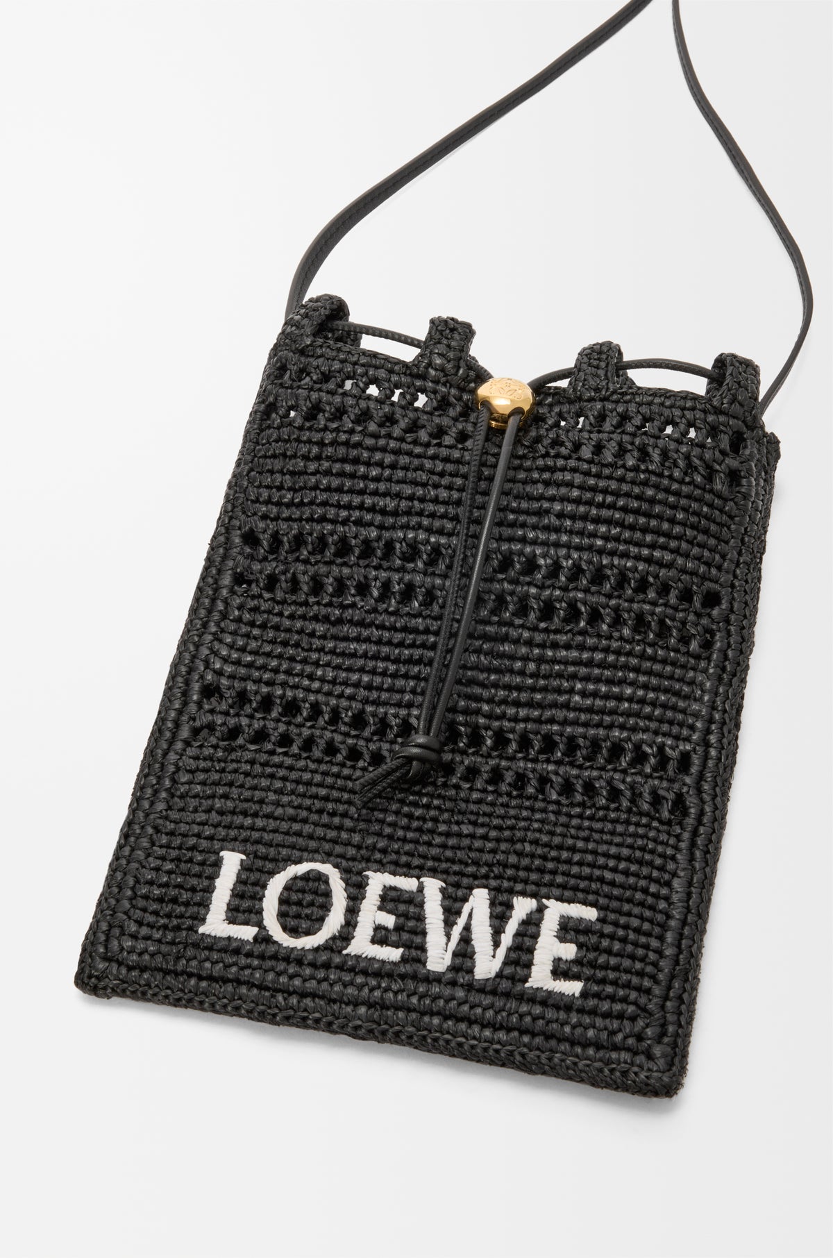 Loewe Drawstring pocket in raffia