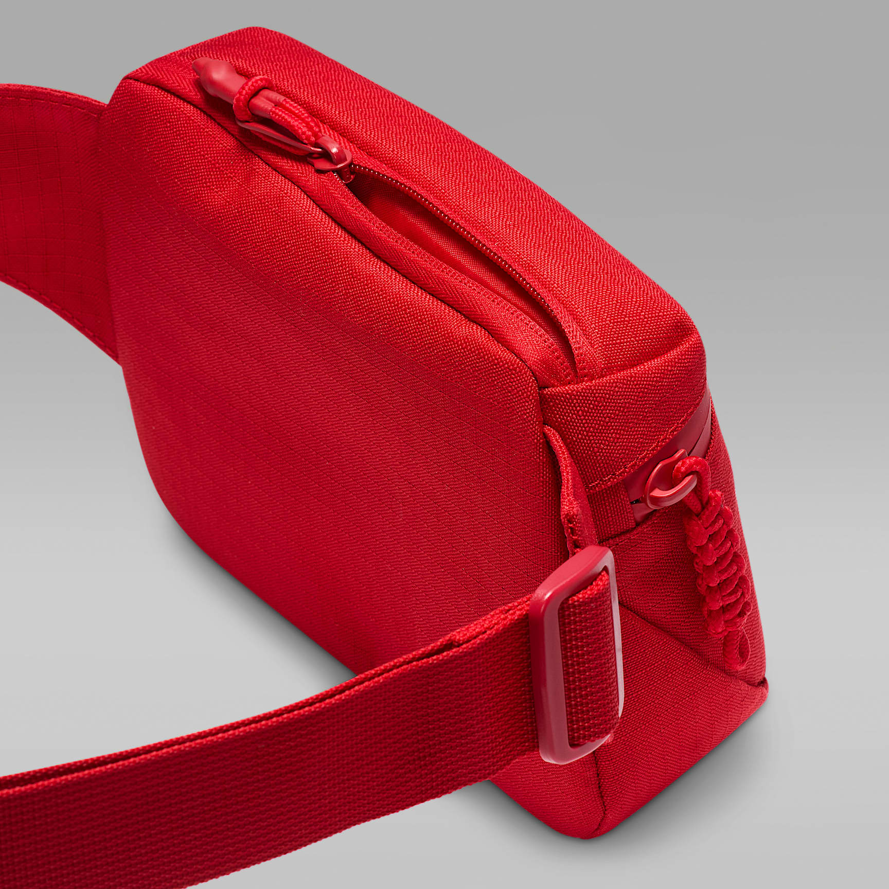 Nike Jordan Franchise Crossbody Bag (2L)