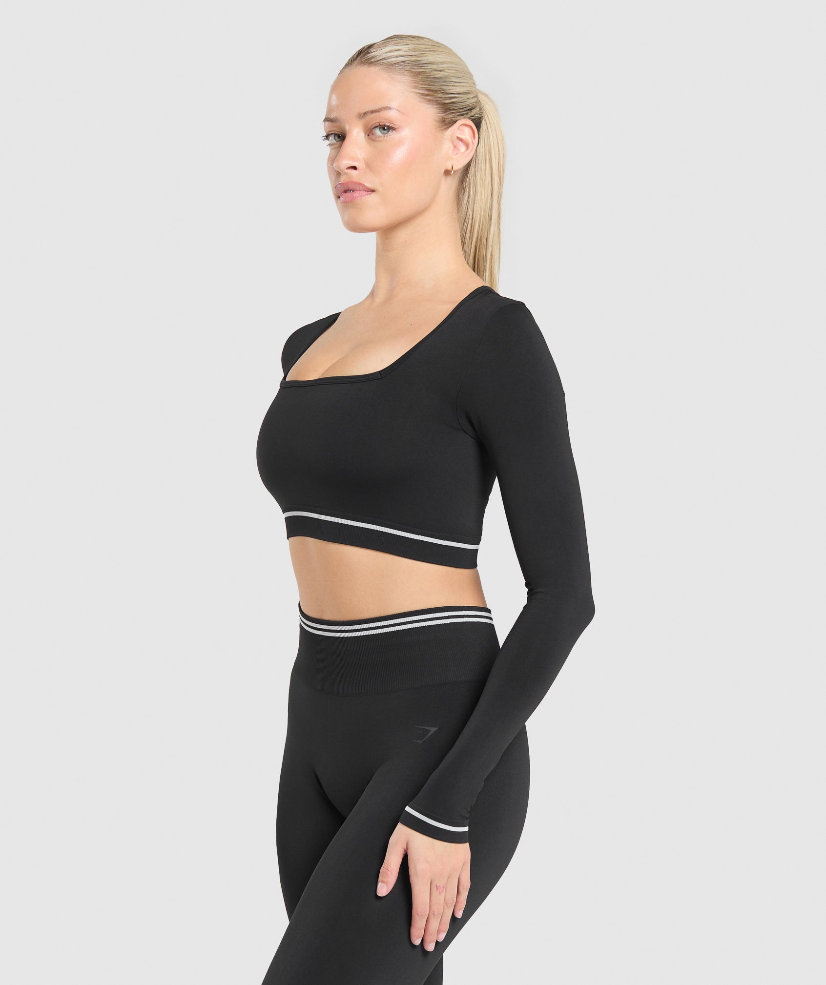 Women's Gymshark Contrast Seamless Crop Top Black