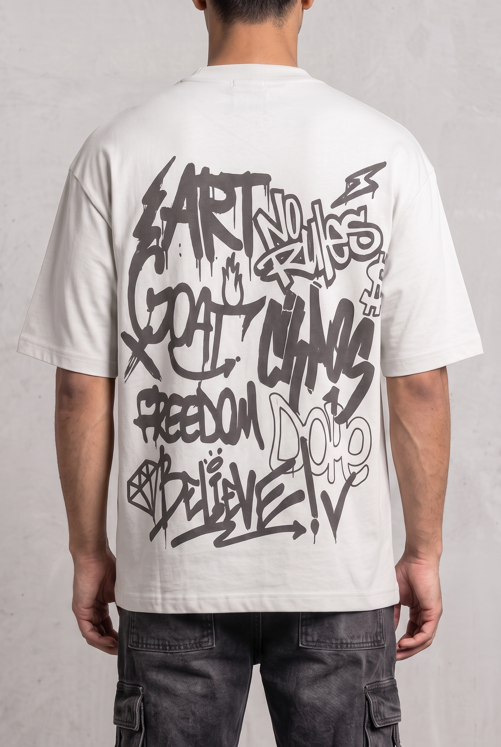 RUST GRAFFITI GREY MEN’S OVERSIZED T-SHIRT