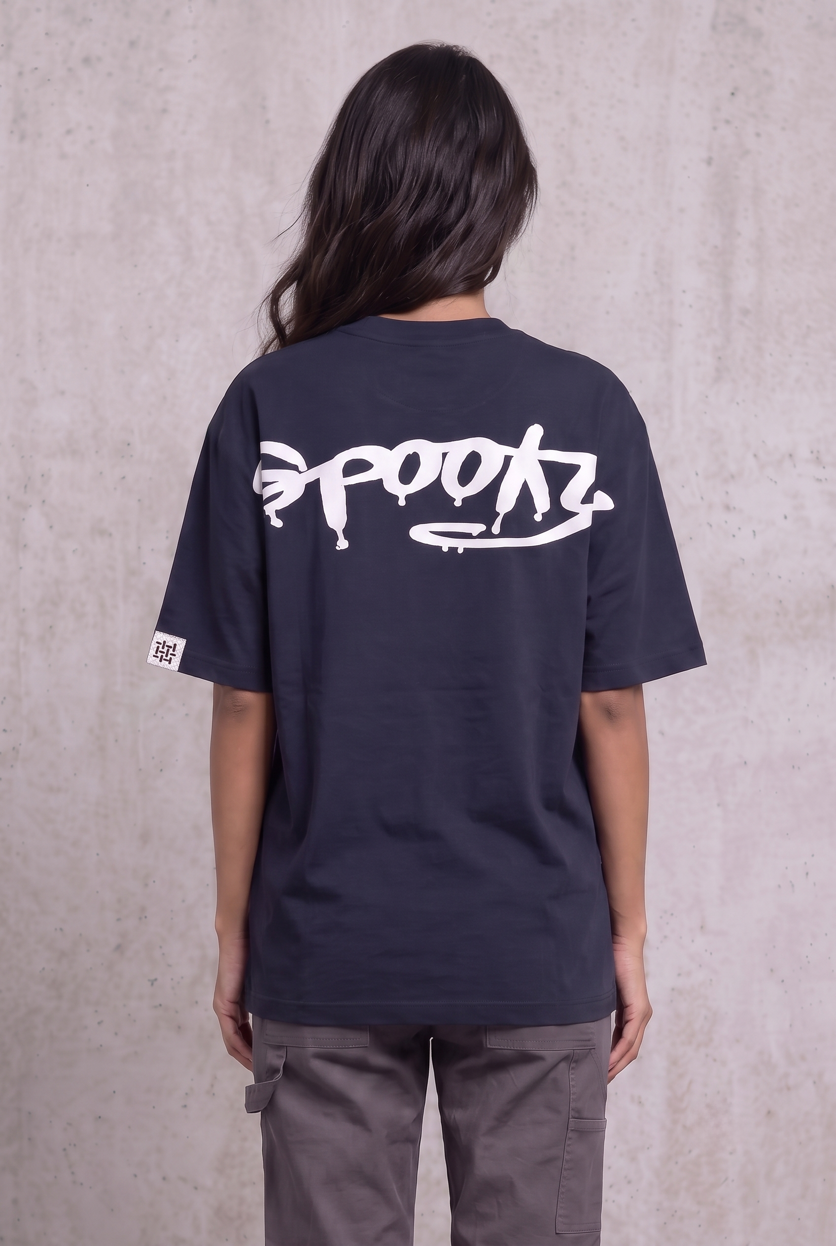 MIDNIGHT SPOOKY NAVY WOMEN’S OVERSIZED T-SHIRT