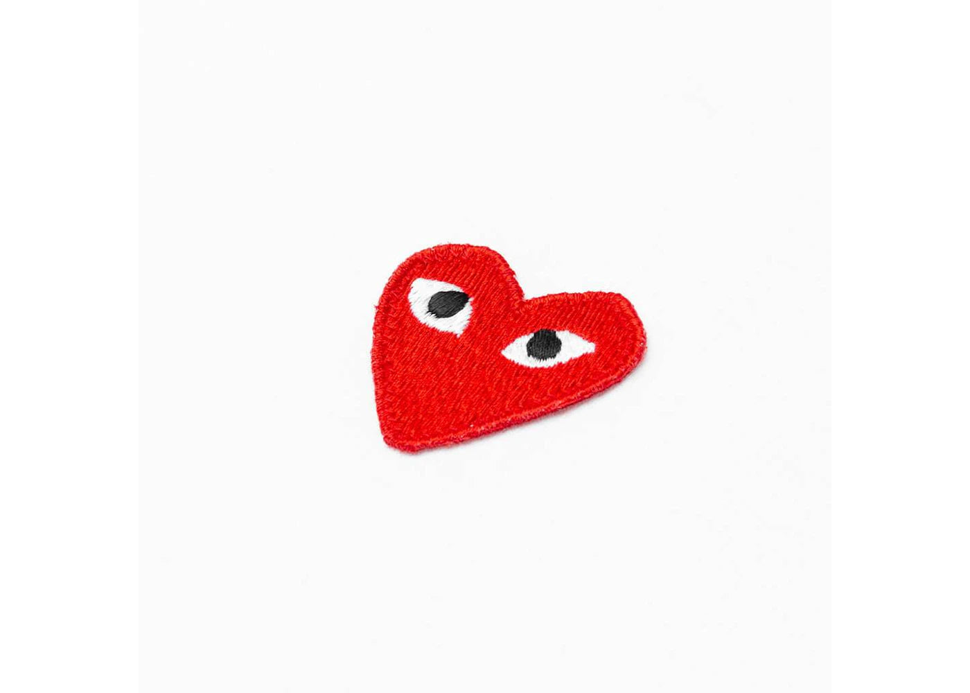 comme des garcons play camouflage edge heart t-shirt white