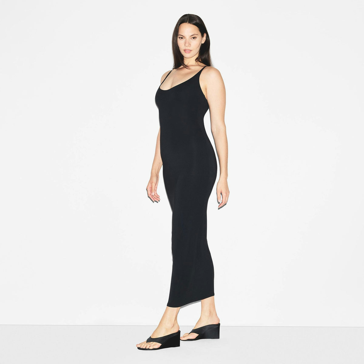 Skims Smooth Layers Scoop Neck Long Dress Obsidian