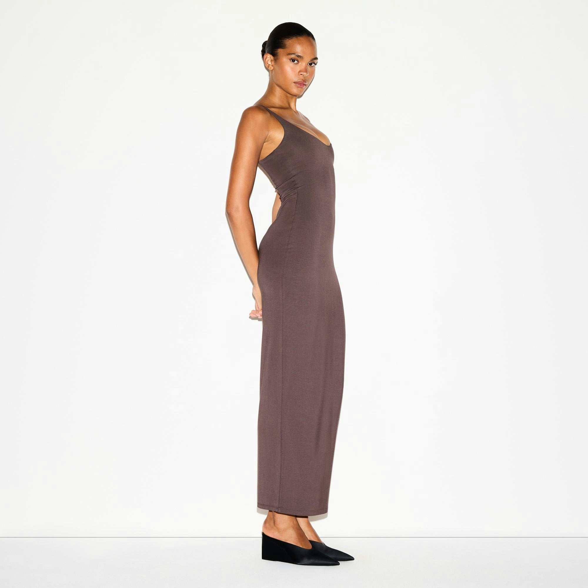SMOOTH LAYERS SCOOP NECK LONG DRESS