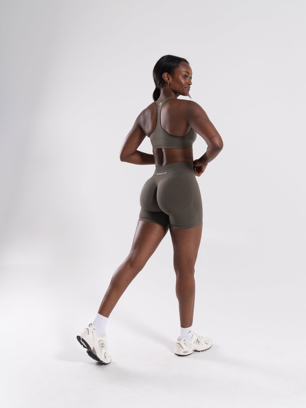 Alphalete Women's Pump High Rise Short