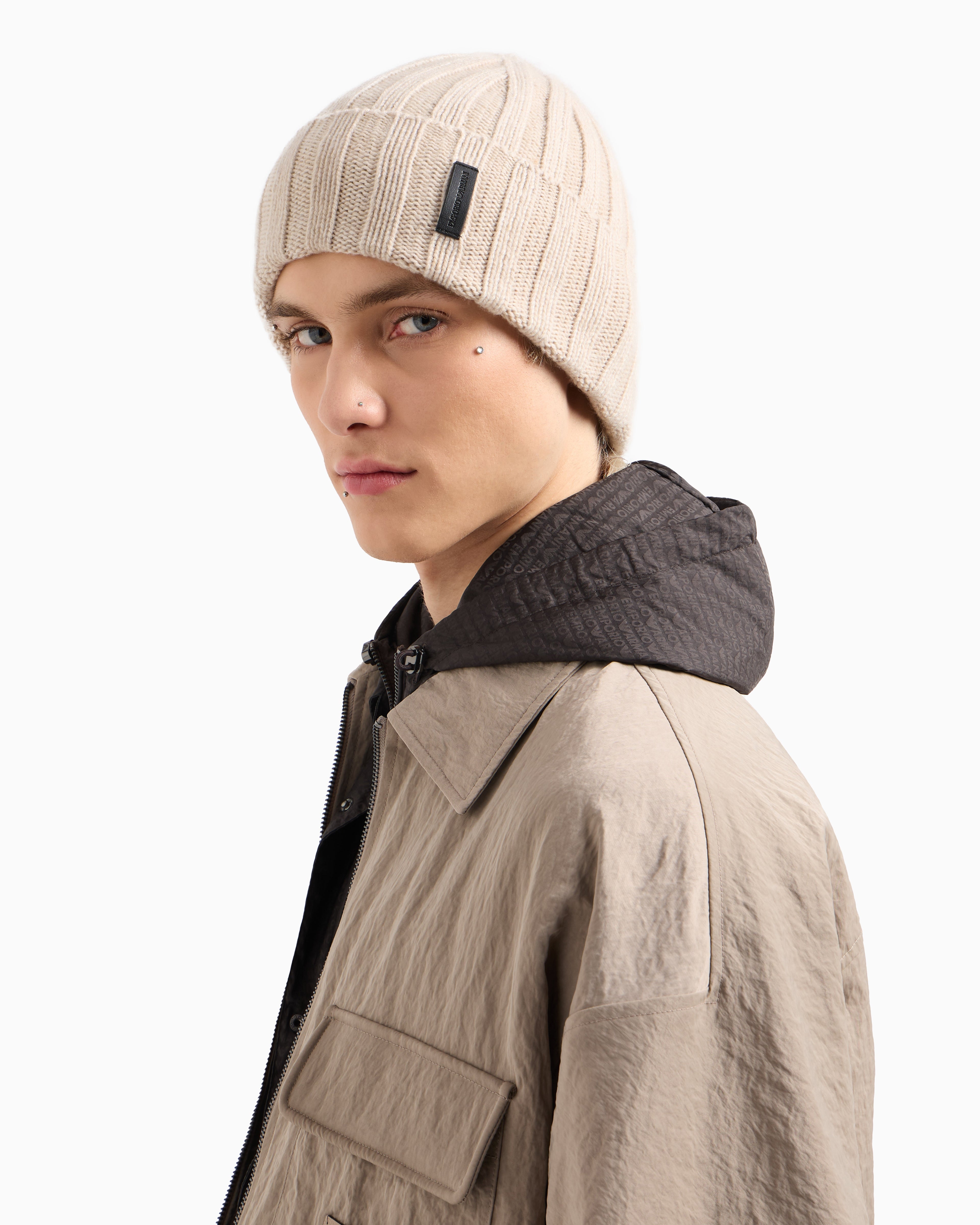 Emporio Armani Pure cashmere, ribbed beanie