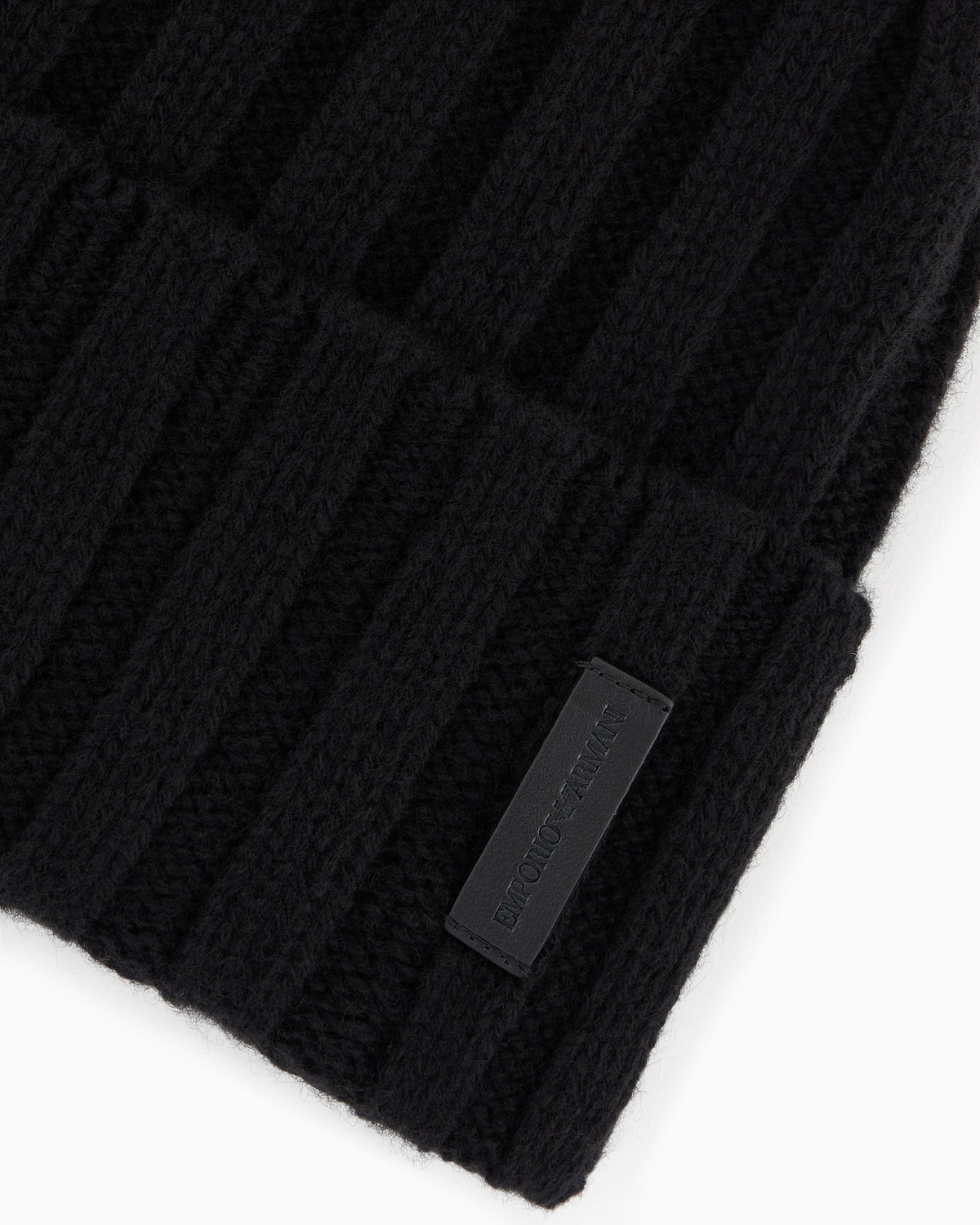 Emporio Armani Pure cashmere, ribbed beanie