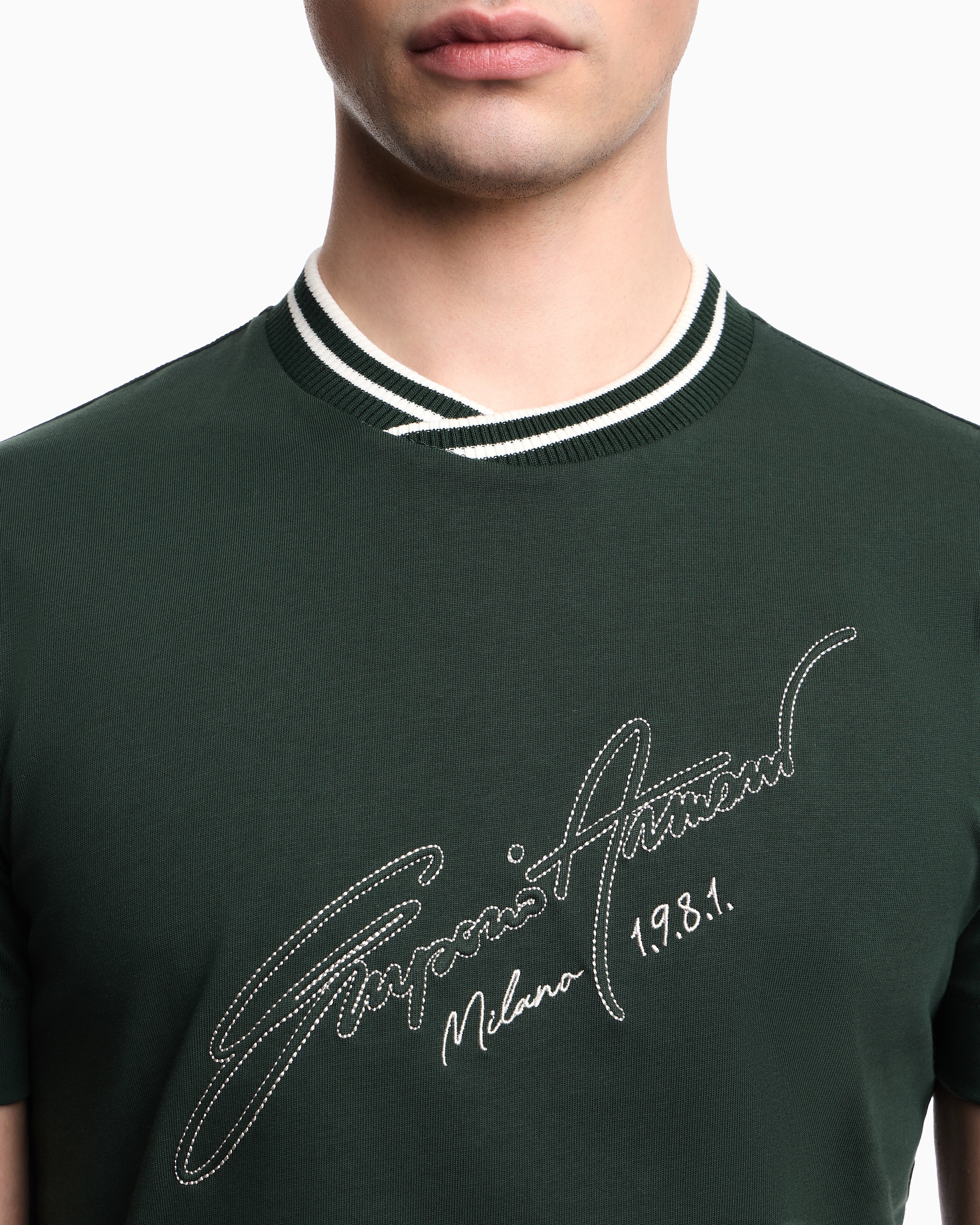 Emporio Armani Slim-fit, heavy jersey T-shirt with logo signature embroidery