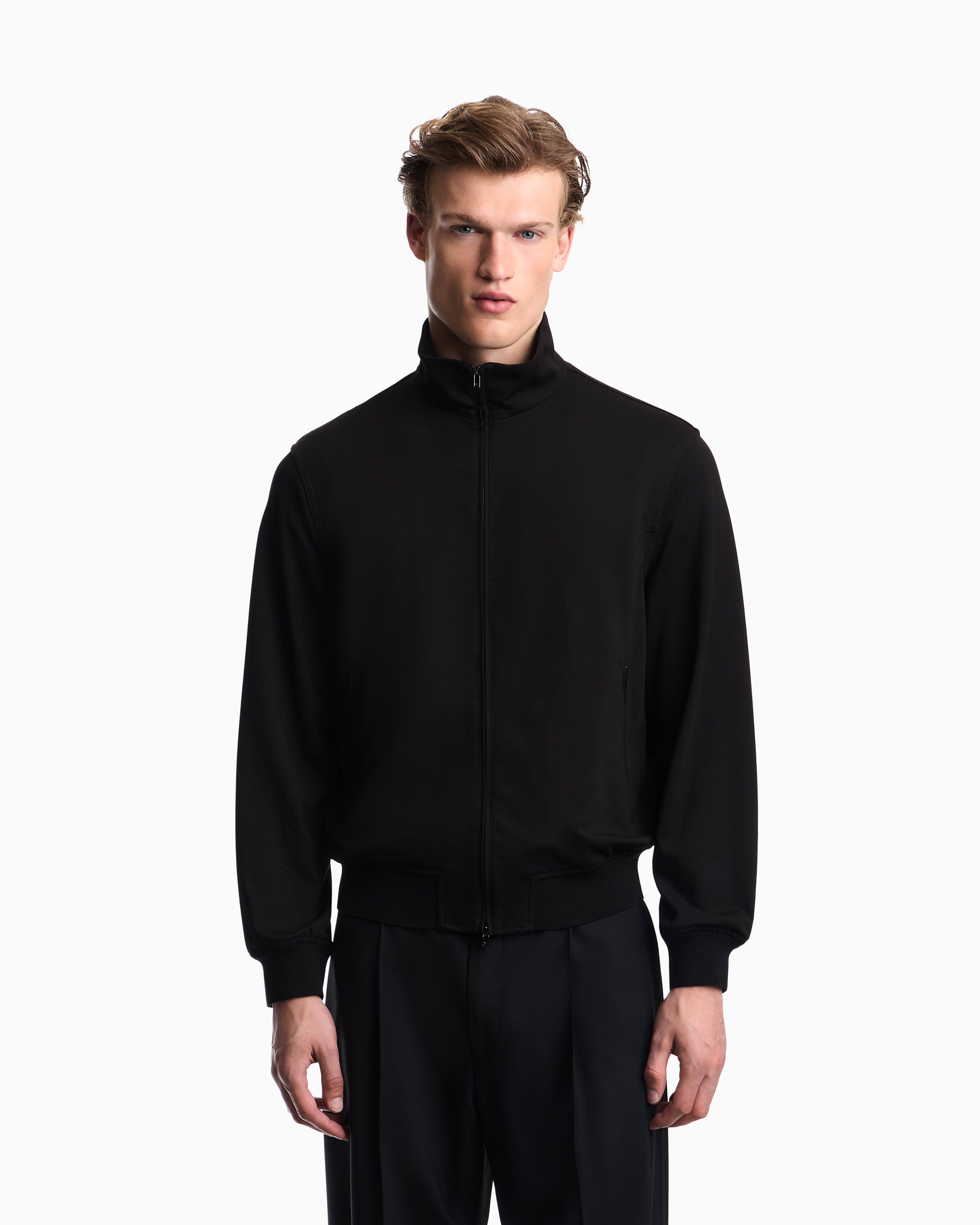 #color_black