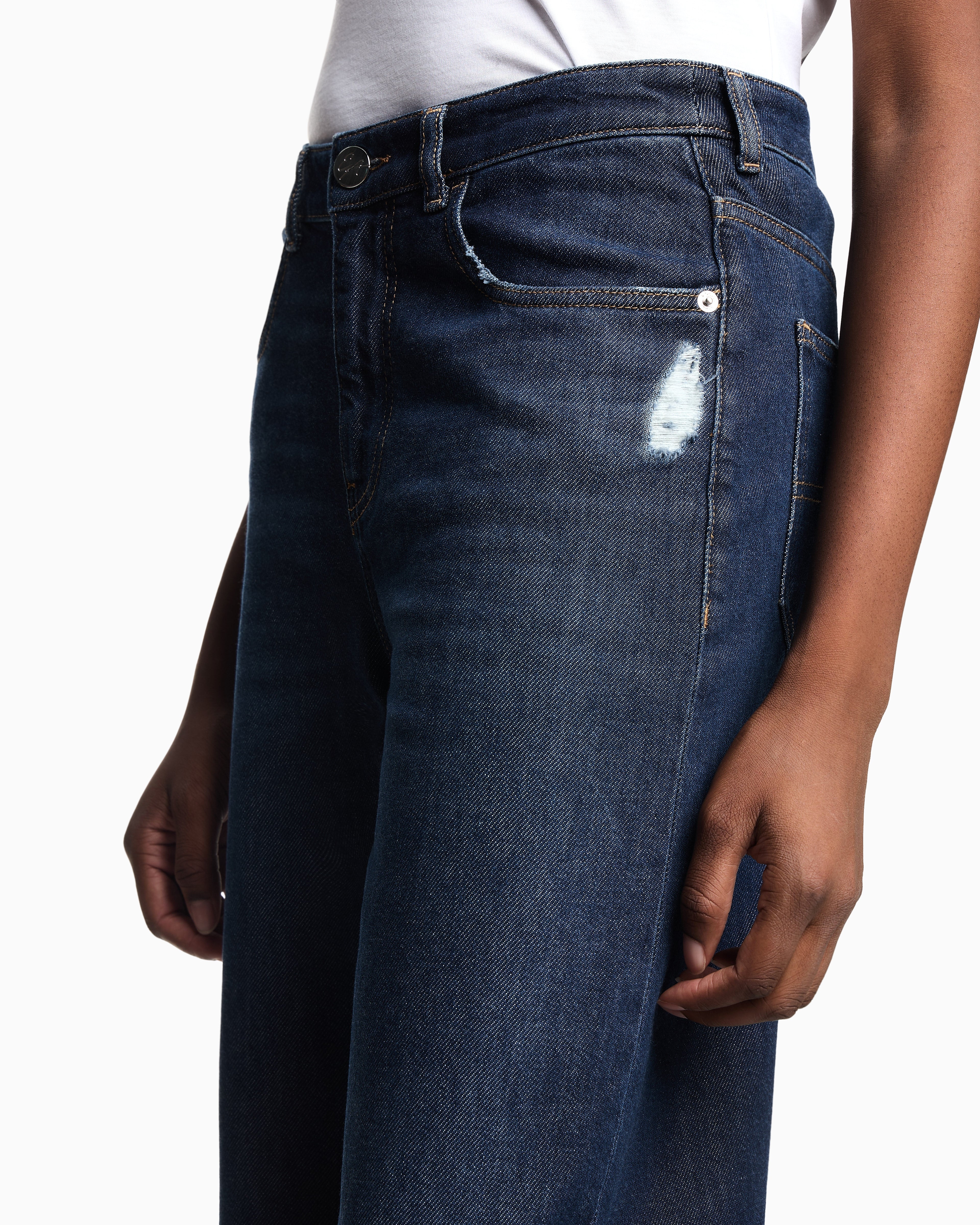 Emporio Armani J8B relaxed-fit, vintage-look denim jeans