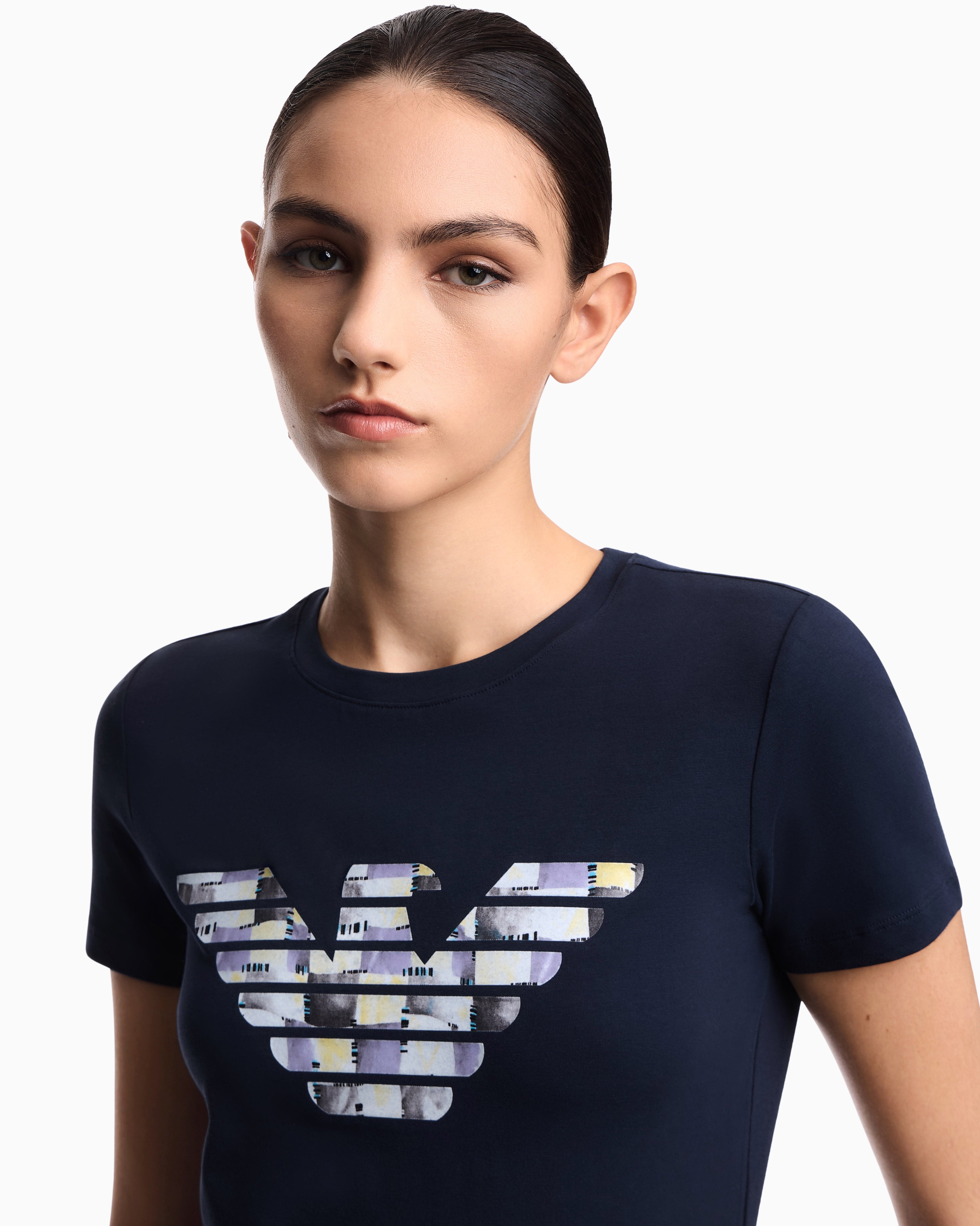 Emporio Armani T-shirt regular fit in lightweight stretch cotton jersey