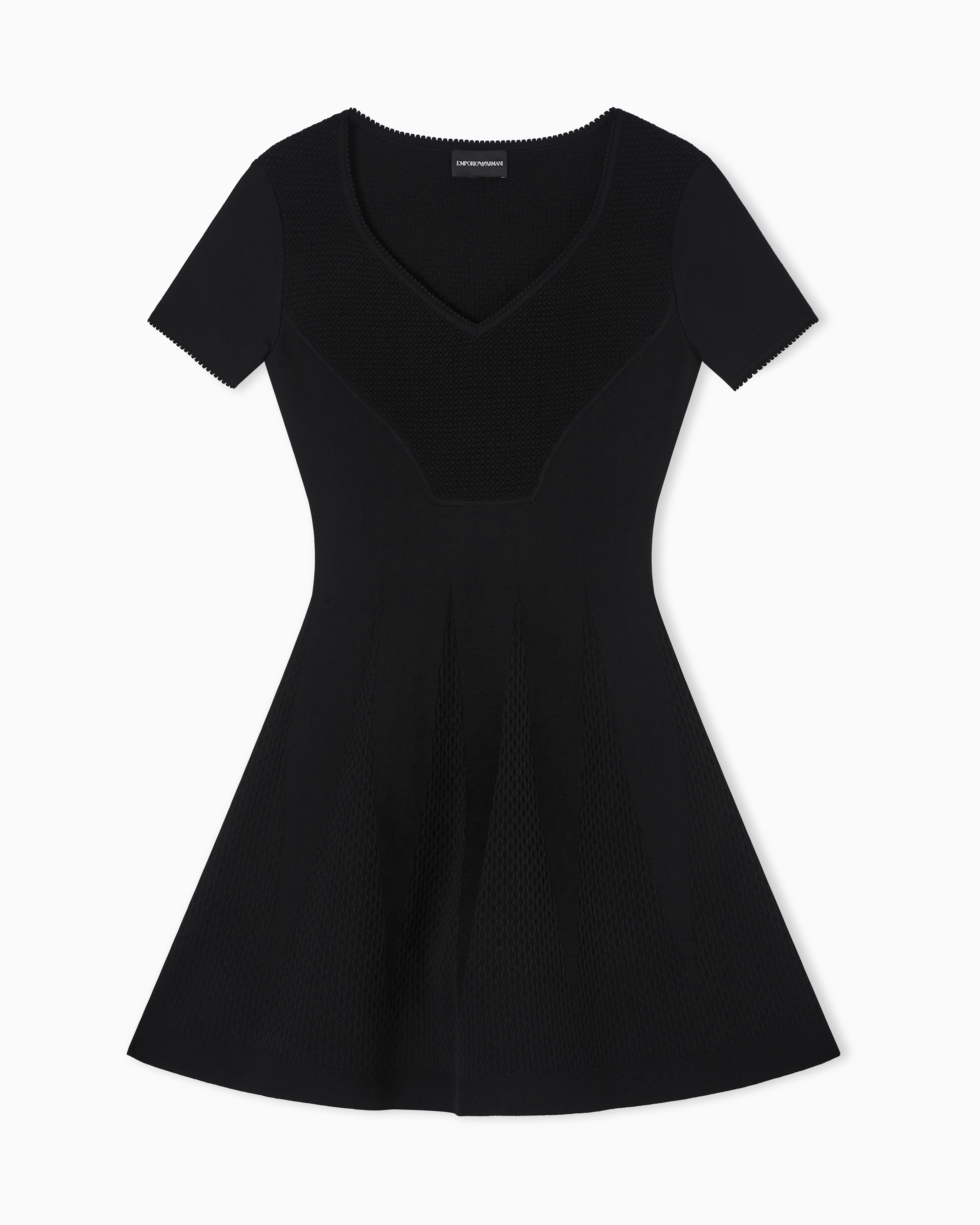 #color_black