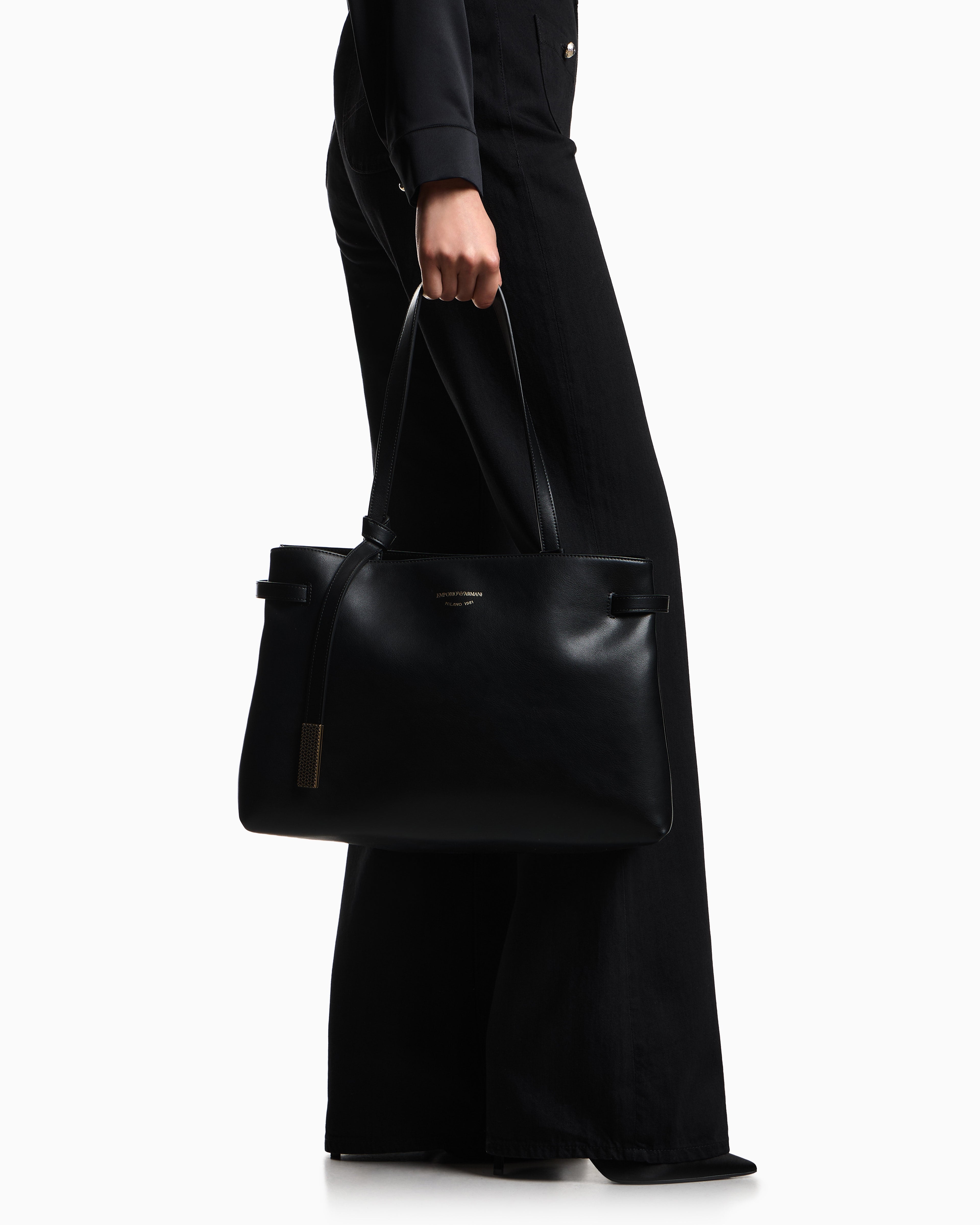 Emporio Armani Smooth leather shoulder bag