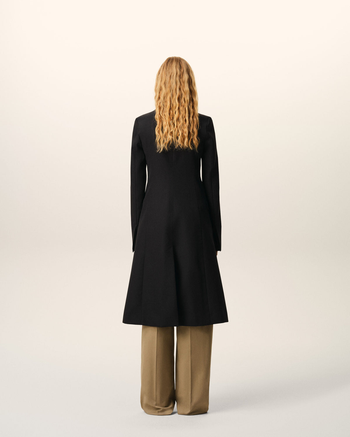AmiParis Black New Wool Simple Breasted Fitted Coat Women's