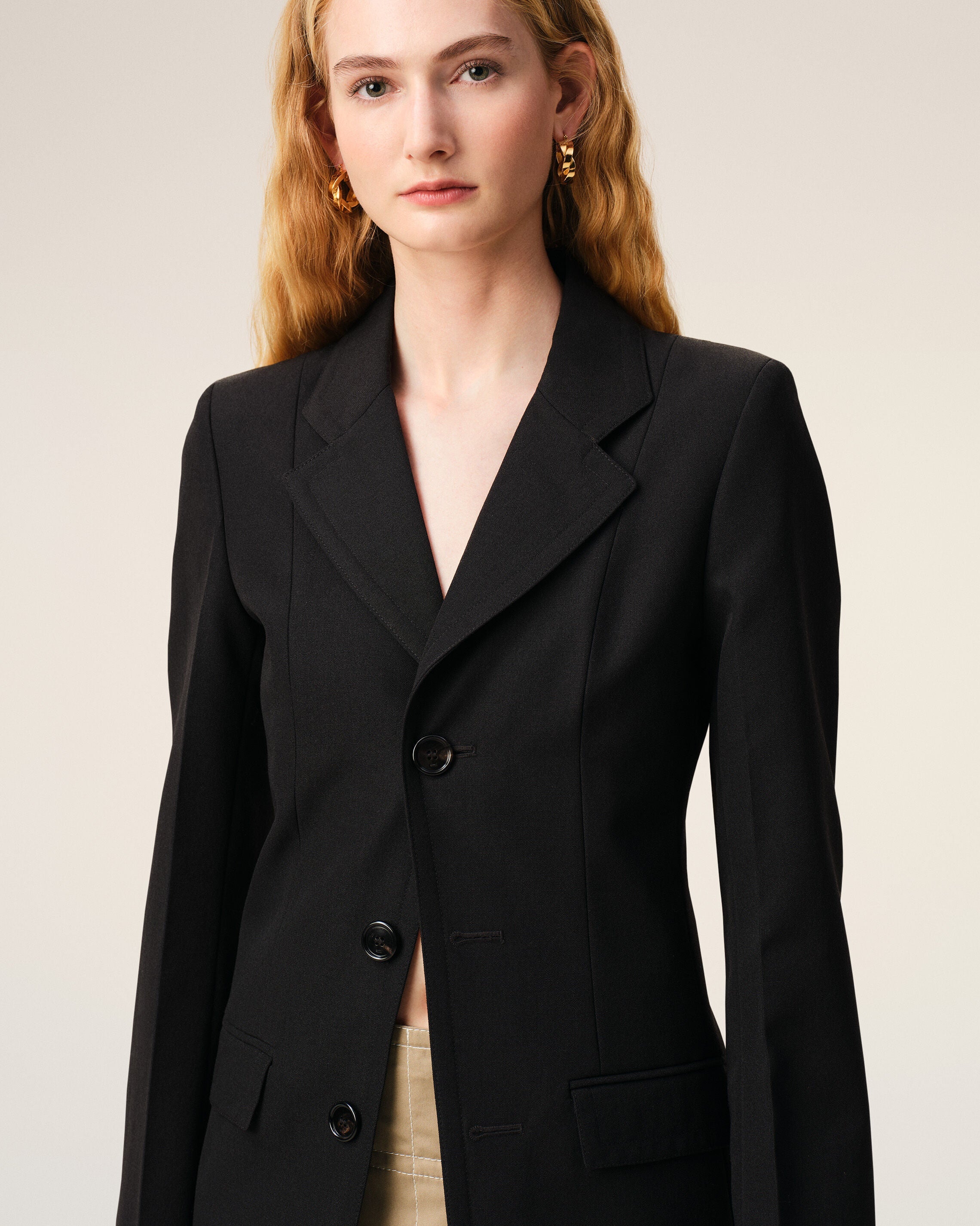 AmiParis Black New Wool Simple Breasted Fitted Coat Women's