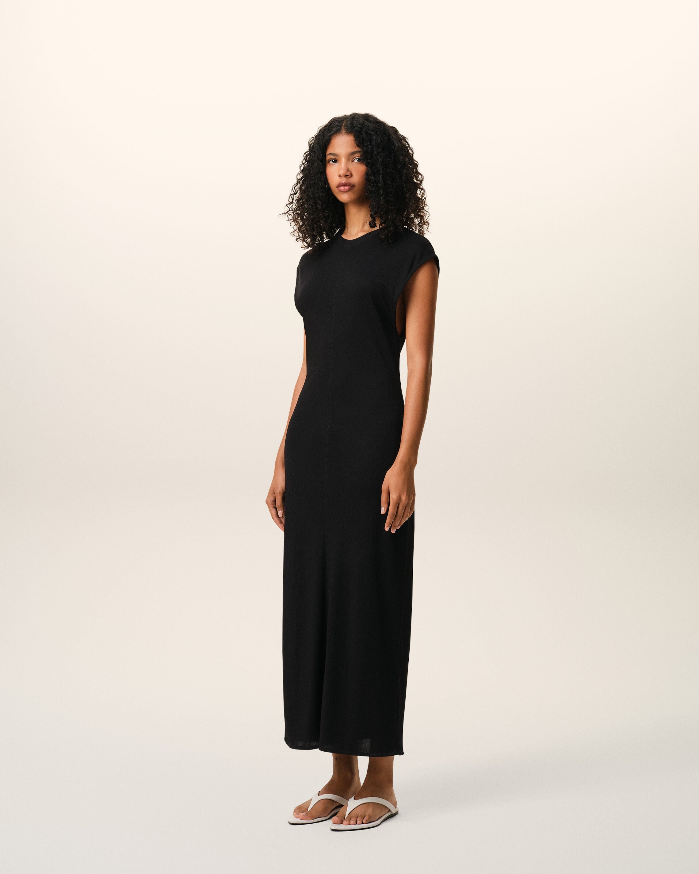 AmiParis Black Jersey Sleeveless Fitted Long Dress Women's