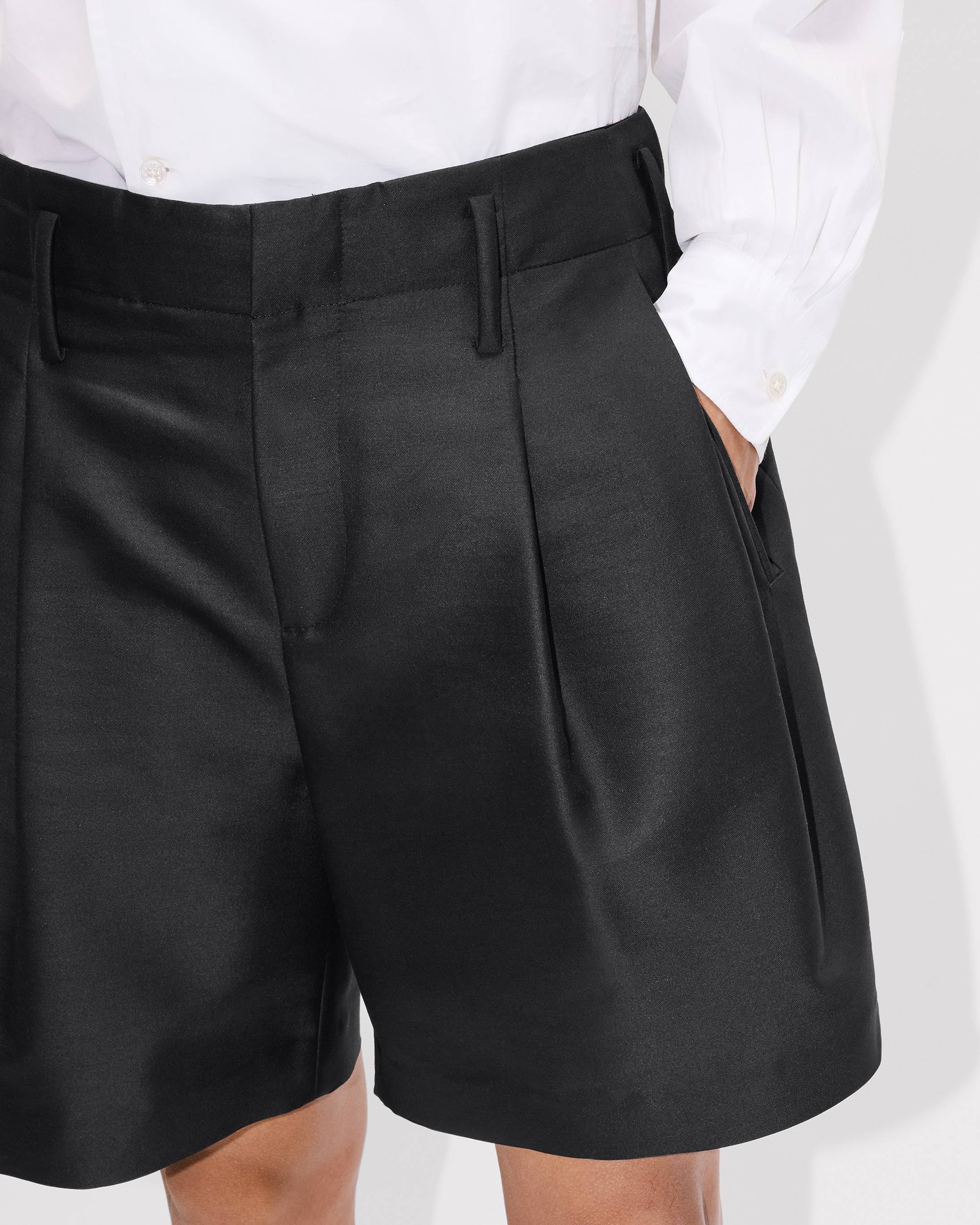 Kenzo Tailored Short In Virgin Wool And Silk