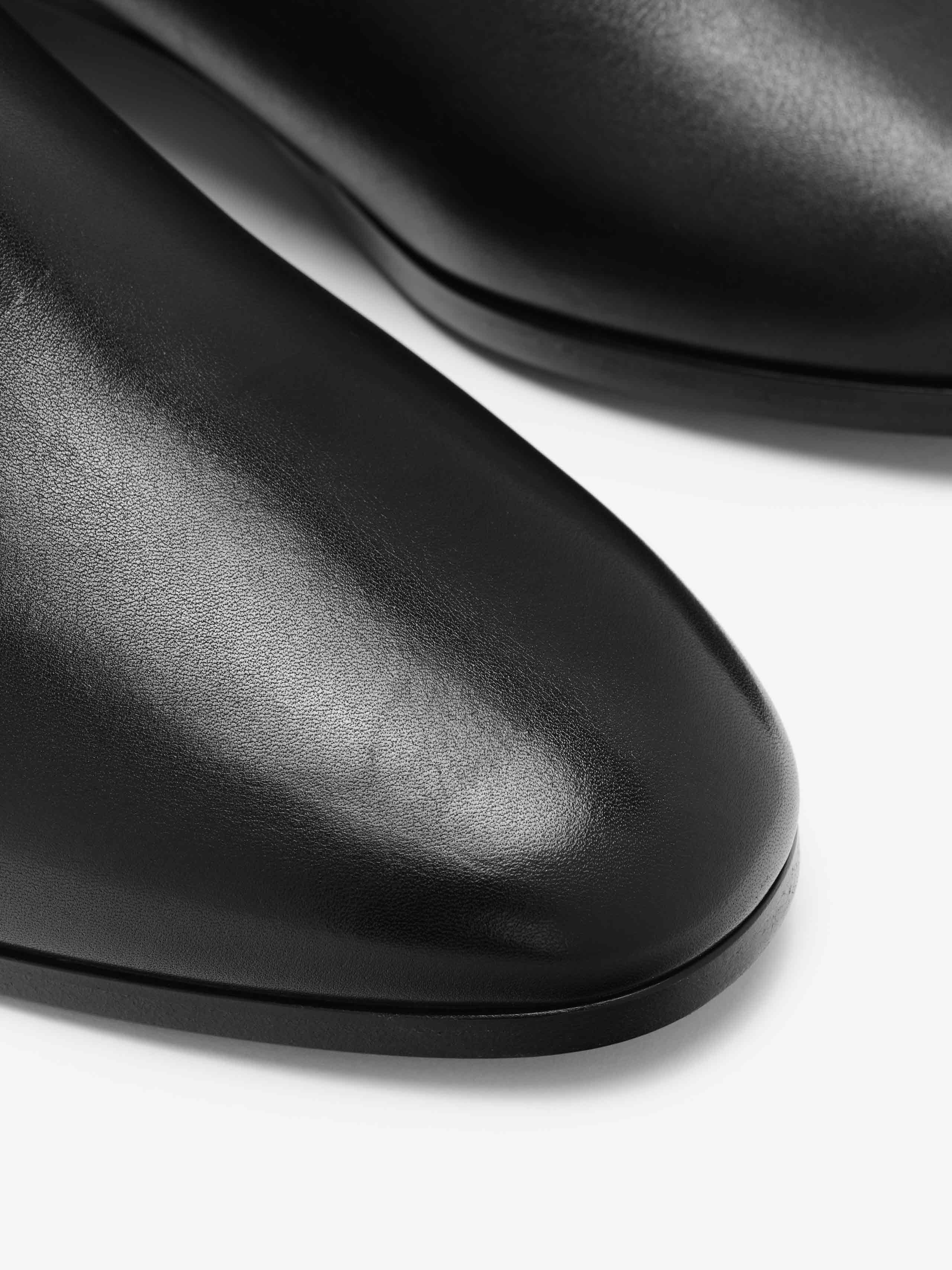 Essentials Leather Ankle Boot Black