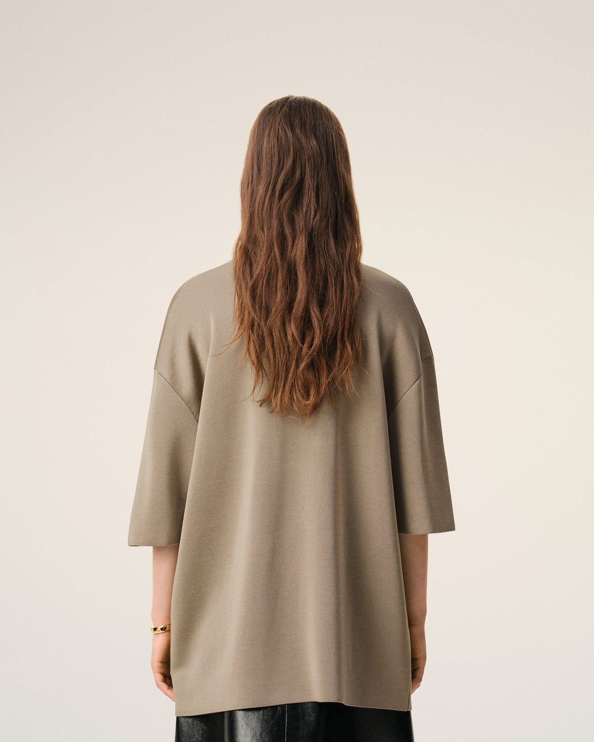 AmiParis Beige Wool Short Sleeves V Neck Sweater Women's