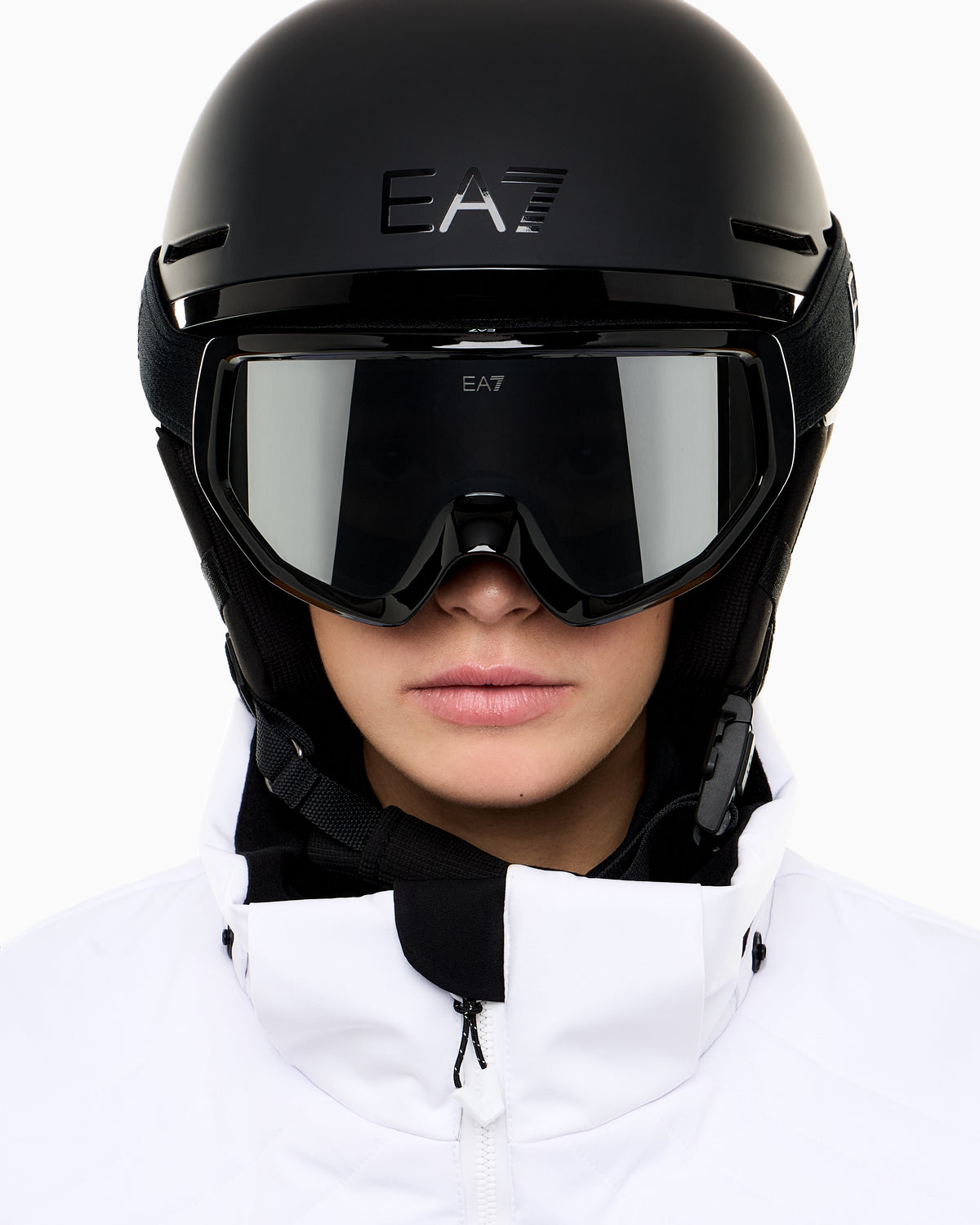 EA7 Vortan ski helmet