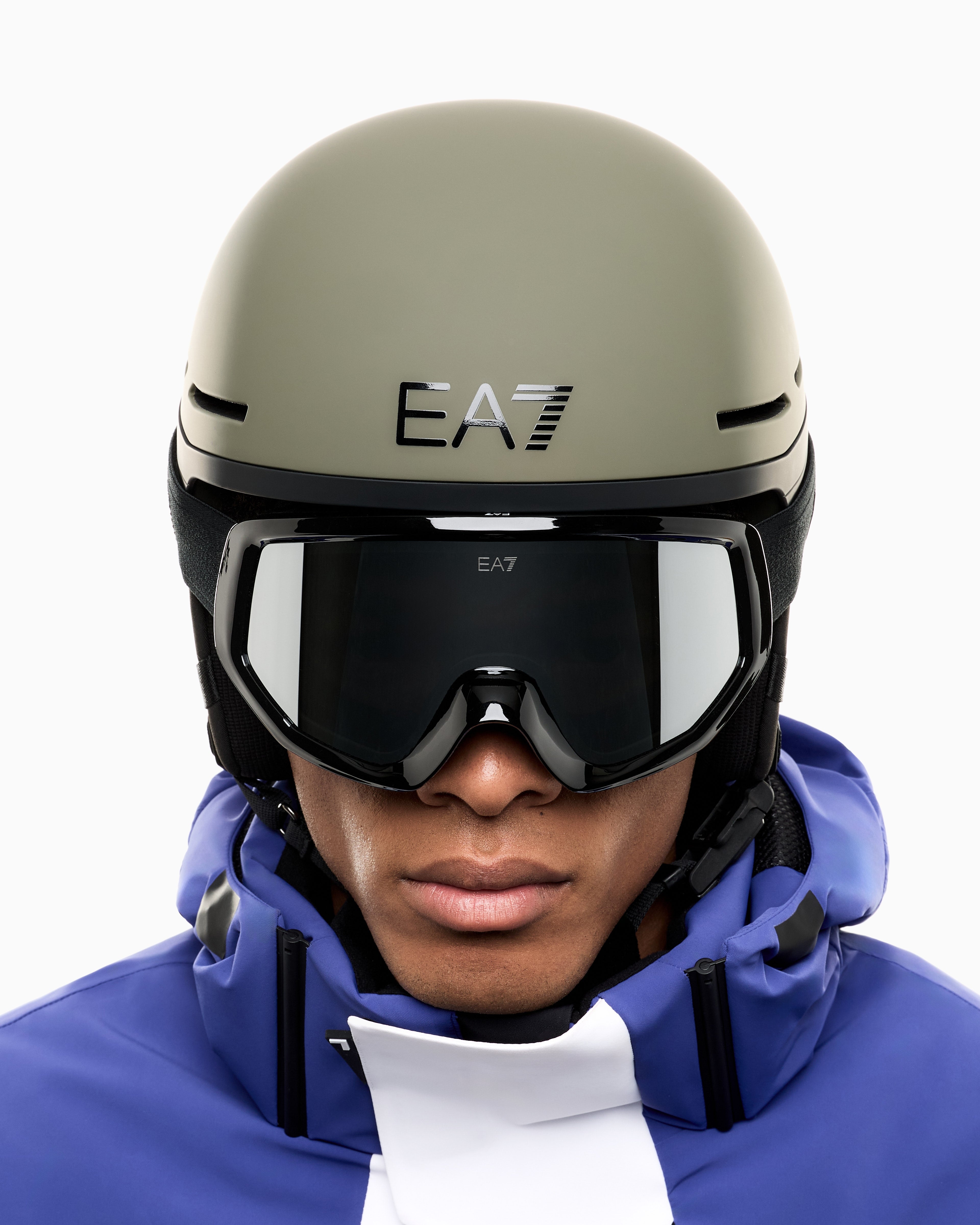 EA7 Vortan ski helmet