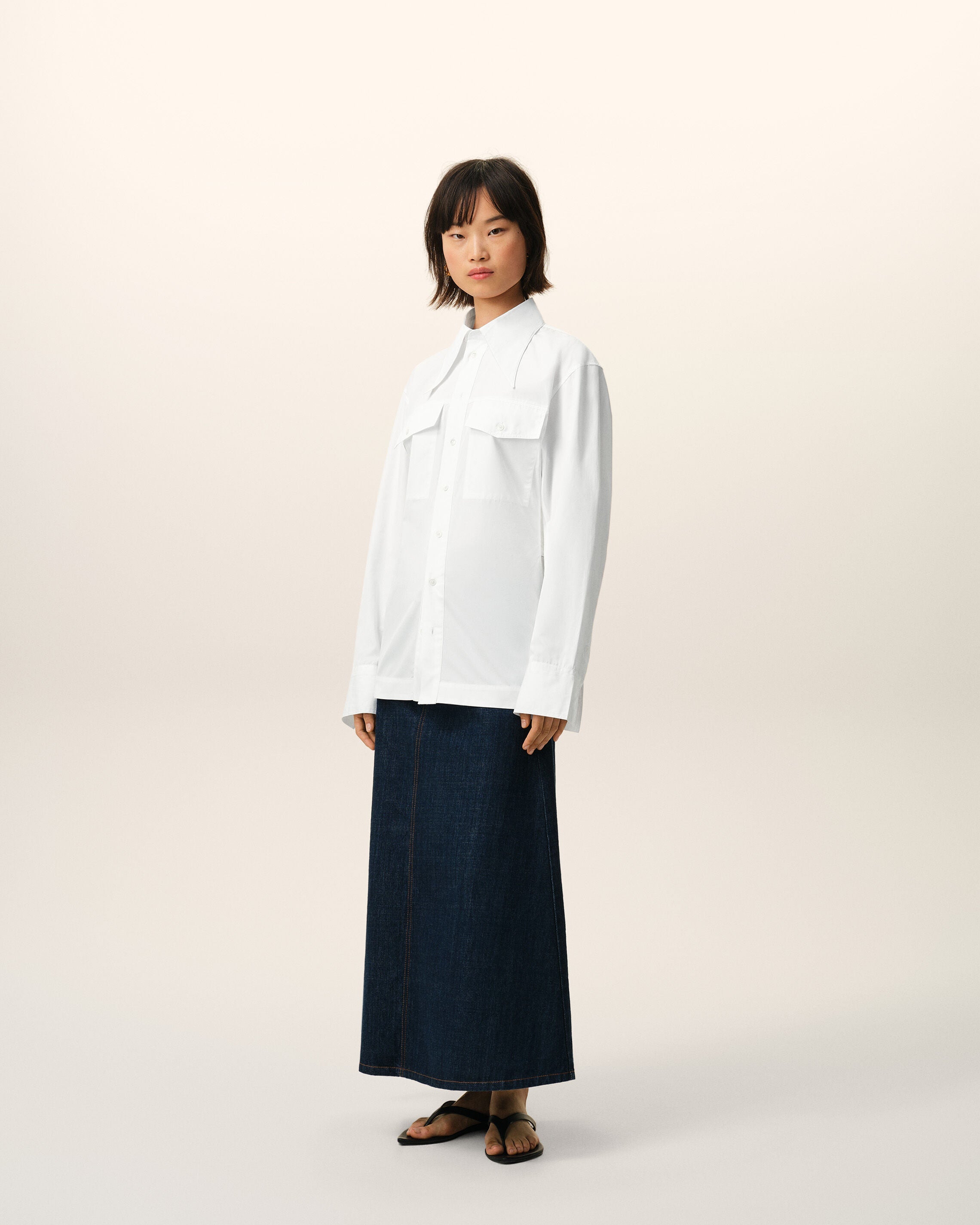 AmiParis White Cotton Sharp Collar Fitted Shirt Women's