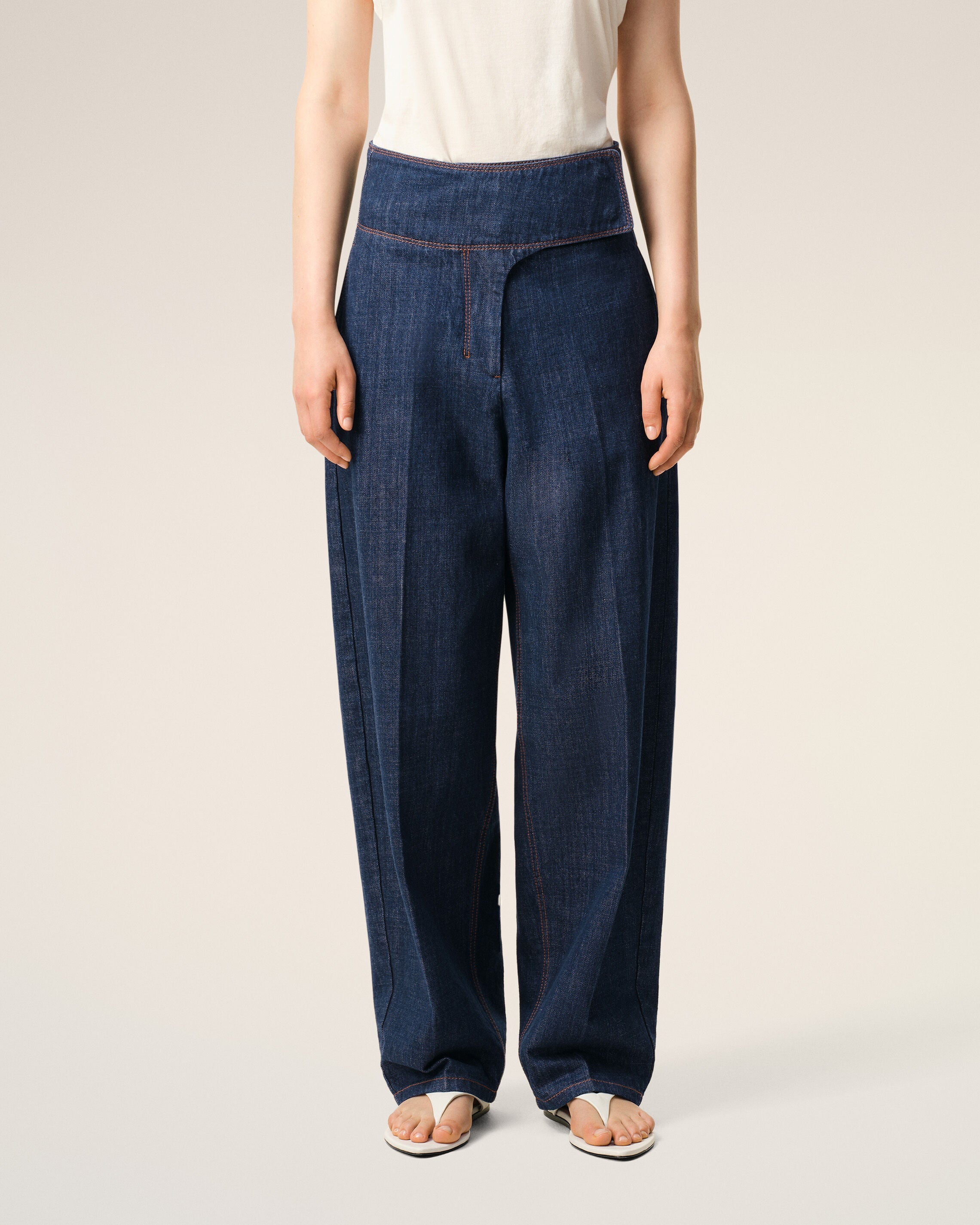 AmiParis Blue Cotton Wrapped Belted Ballon Fit Jeans Women's